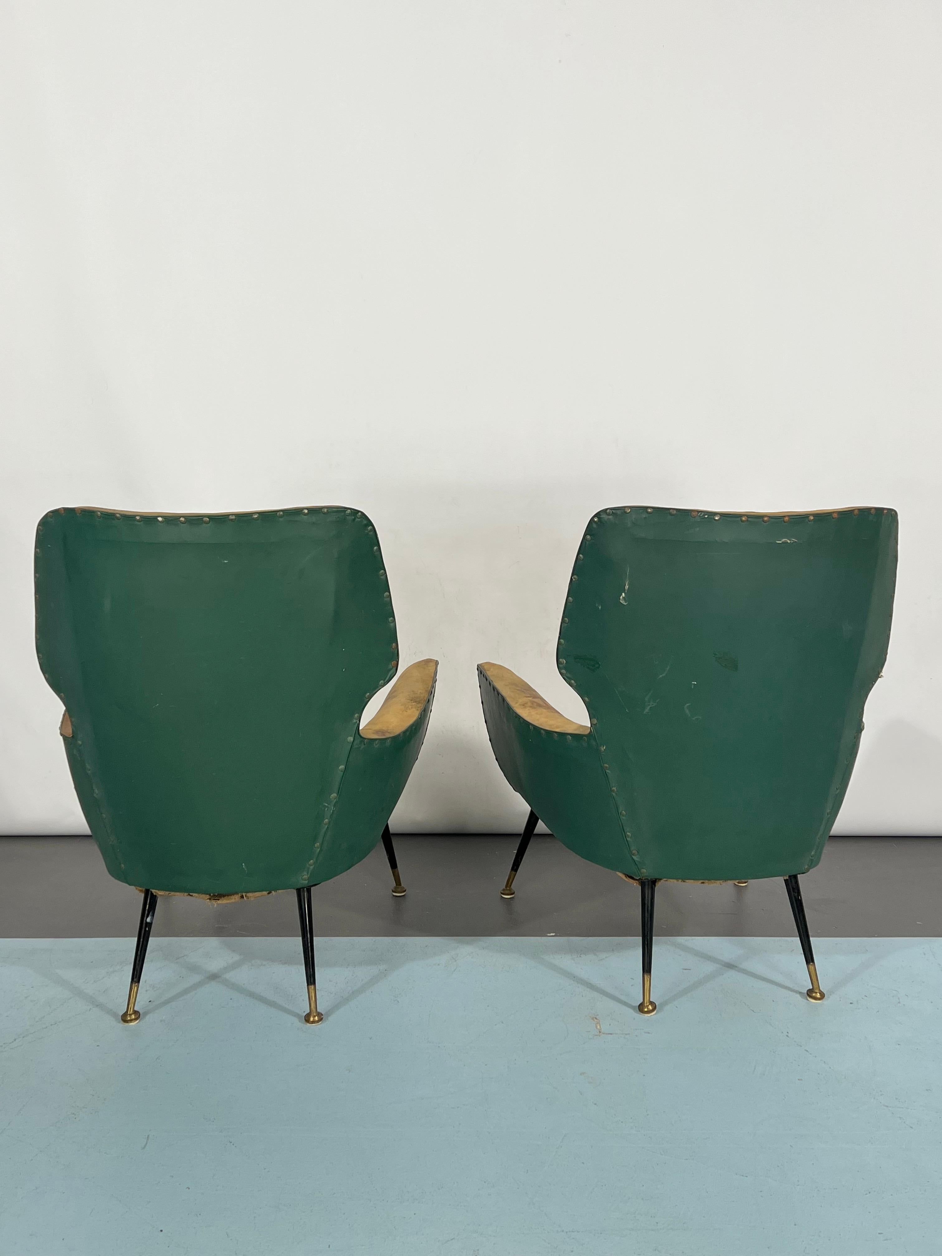 Mid-century modern set of two Italian armchairs from 50s For Sale 2
