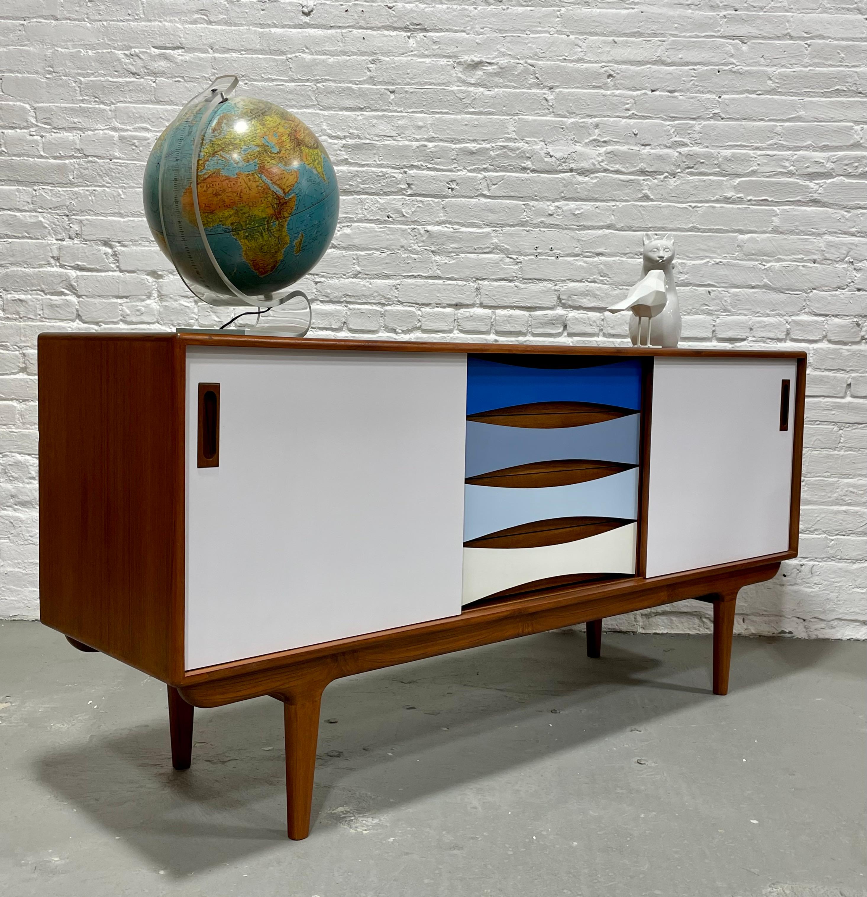 Contemporary Mid-Century Modern Shades of Blue Credenza / Sideboard / Media Stand For Sale