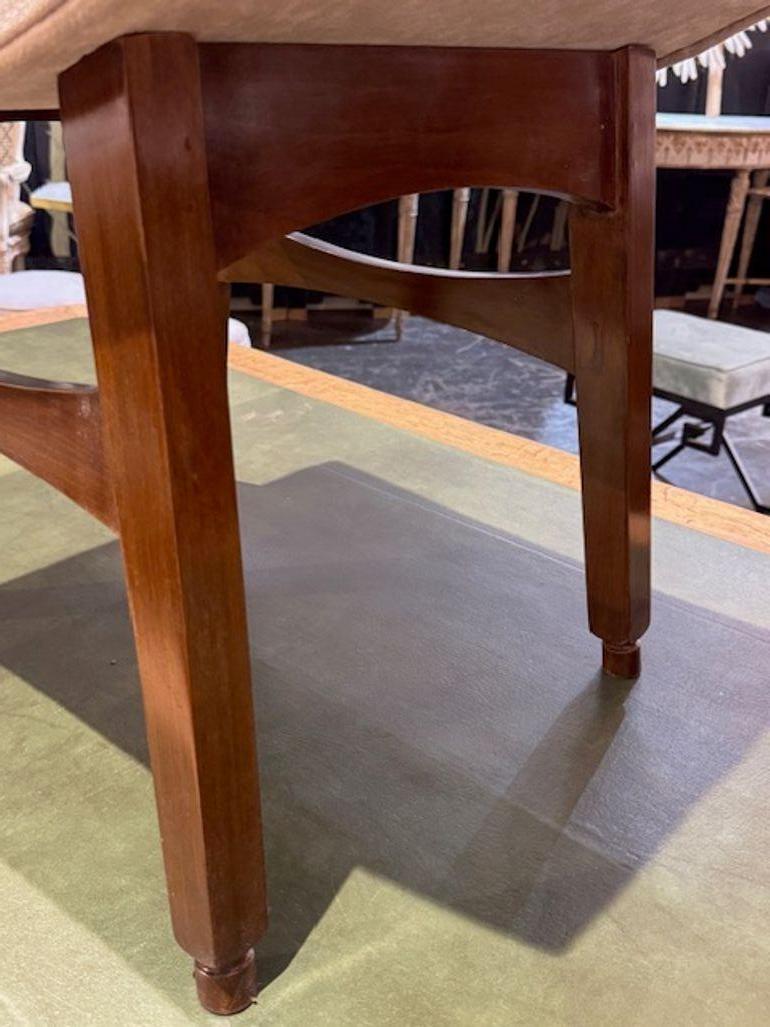 XXIe siècle et contemporain Bancs à plateau façonné de style moderne du milieu du siècle en vente