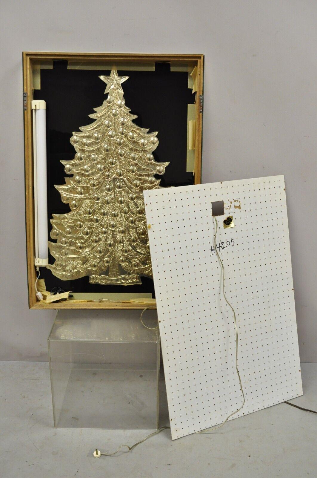 Glass Mid-Century Modern Sharon Art Reliable Mfg Wall Art Mirror Gold Christmas Tree For Sale