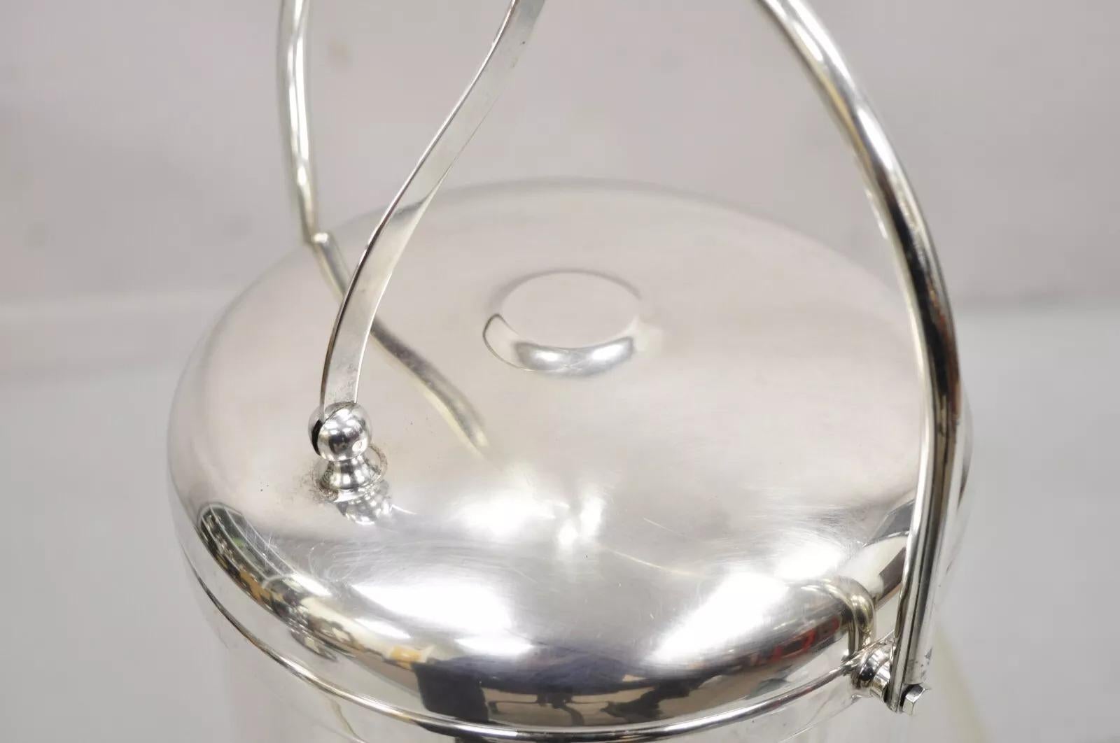 Cubitera con tapa abatible Sheffield Silver Vintage de mediados del siglo XX en venta 3