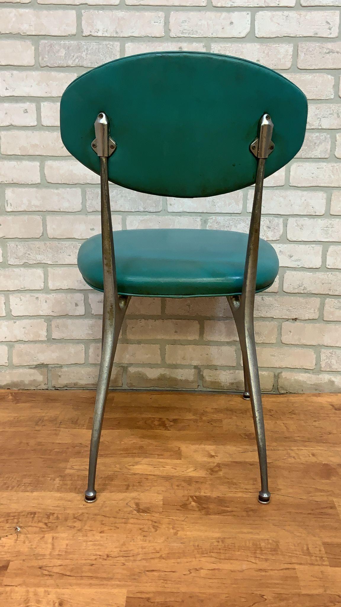 Metallo Sedie da pranzo da caffè modello Gazelle di Shelby Williams - Set di 4 in vendita