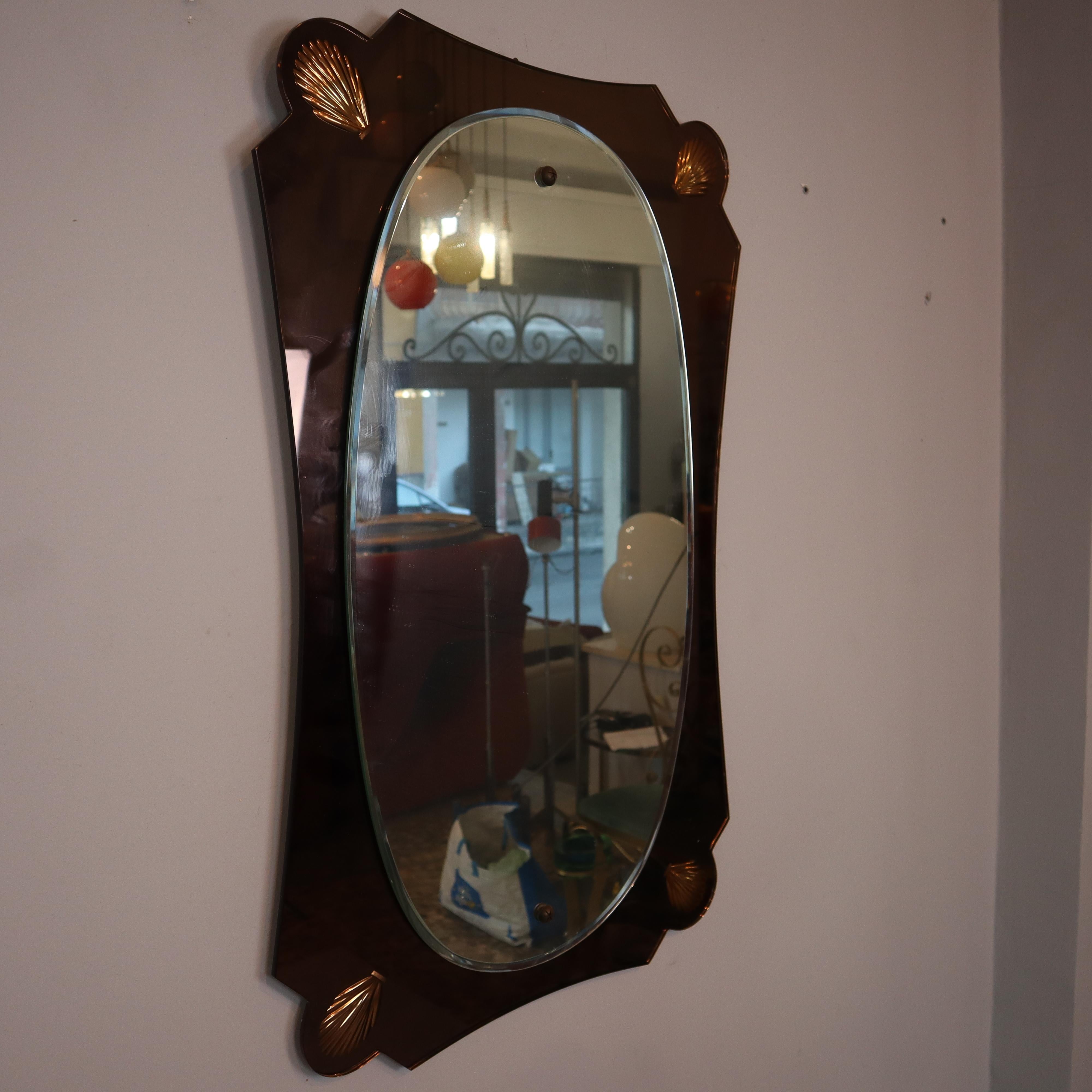 Mirror Mid-century modern shell frame mirror Cristal Art style Italy 1960s For Sale