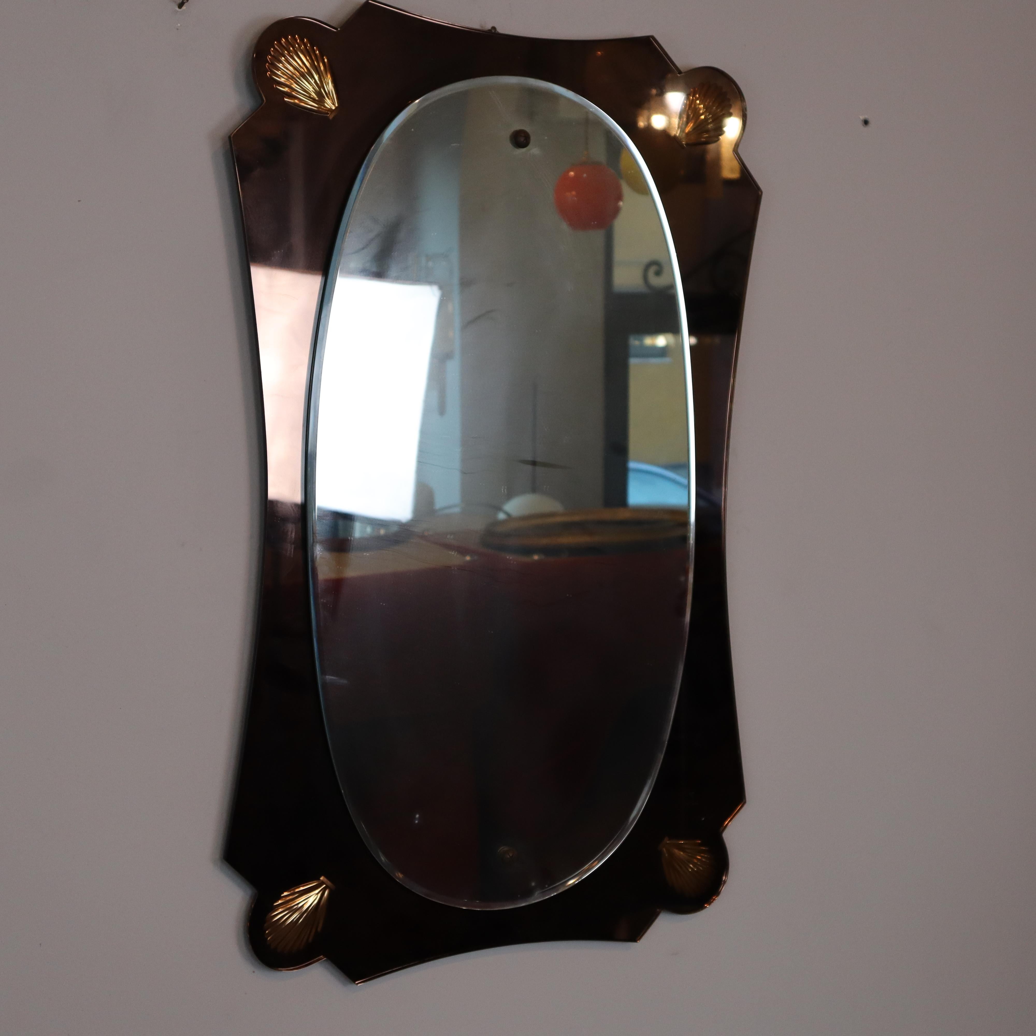 Mid-century modern shell frame mirror Cristal Art style Italy 1960s For Sale 2