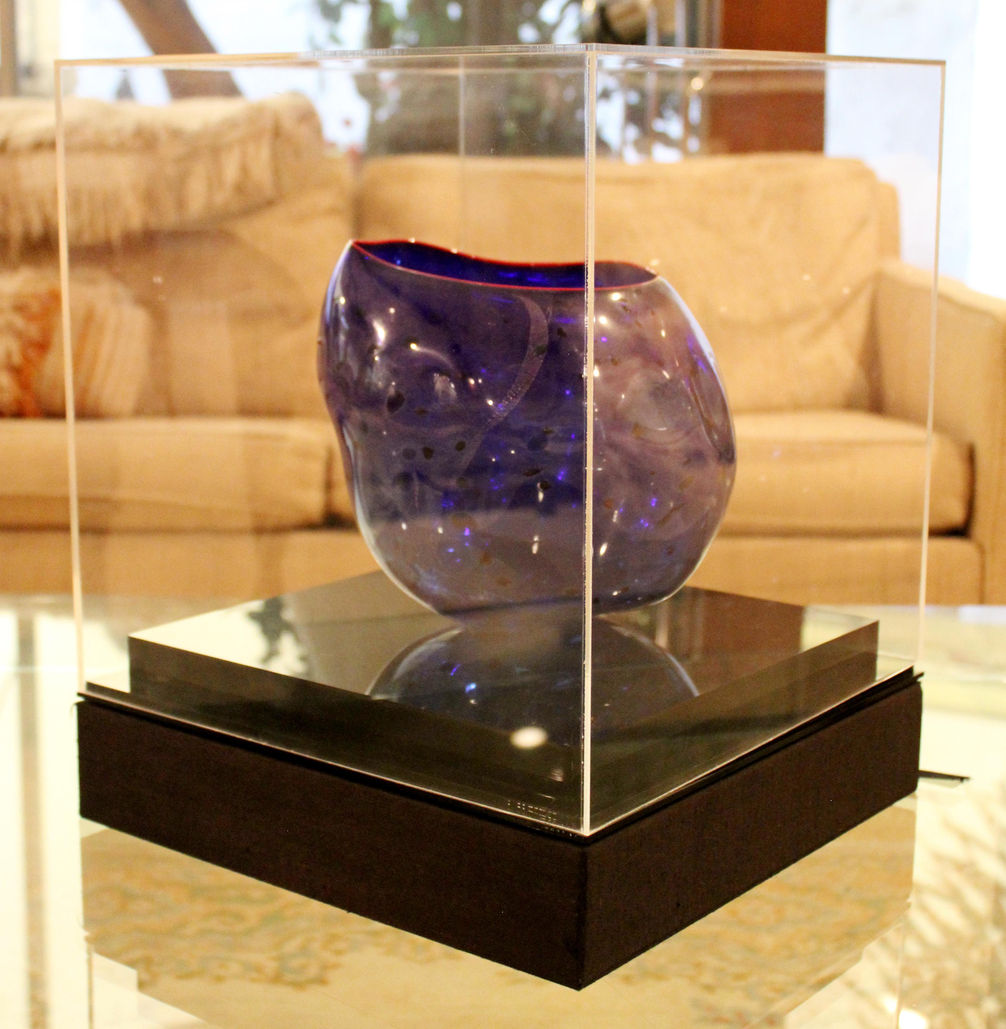 Mid-Century Modern Shell Glass Art Table Sculpture Signed Chihuly 1990s Blue In Good Condition In Keego Harbor, MI