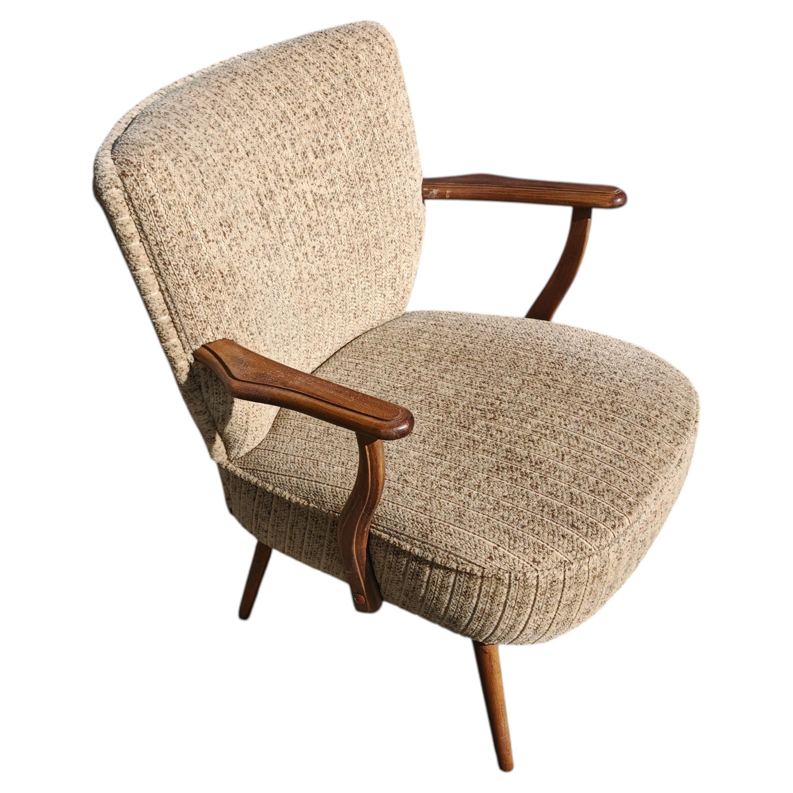 Moderner Schalensessel mit Wollpolsterung, Italien 1960er Jahre im Angebot