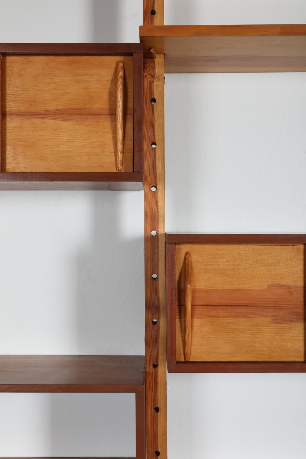 Late 20th Century Mid-Century Modern Shelve Unit in the Style of Perriand and Le Corbusier