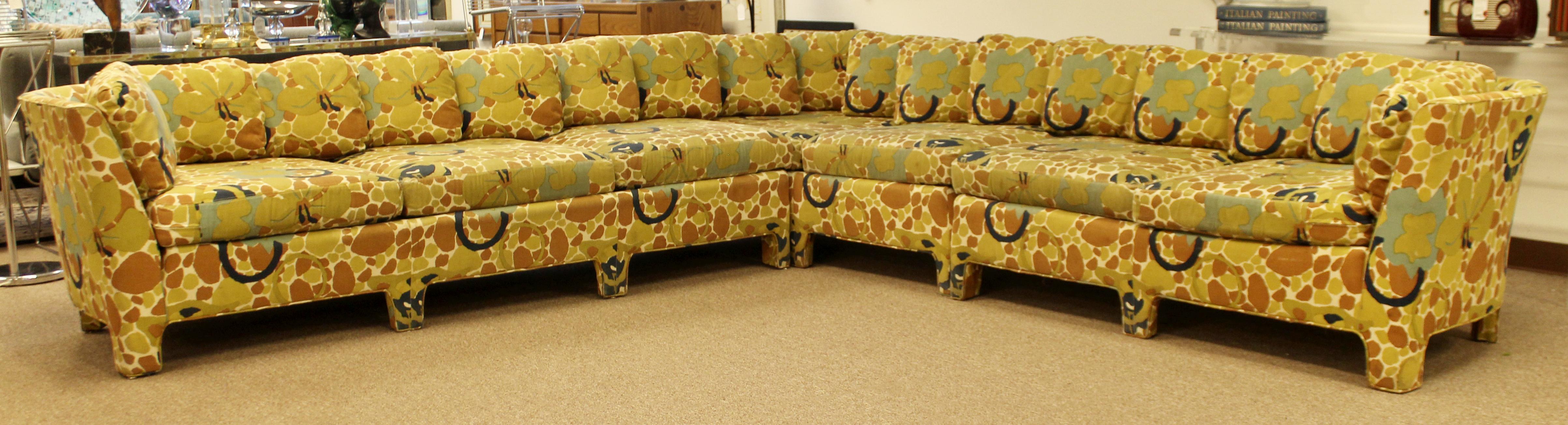For your consideration is a truly groovy, three piece sectional sofa, by Sherrill of North Carolina, in the style of Jack Lenor Larsen and Milo Baughman, circa the 1970s. In very good vintage condition. The dimensions of each piece are 84