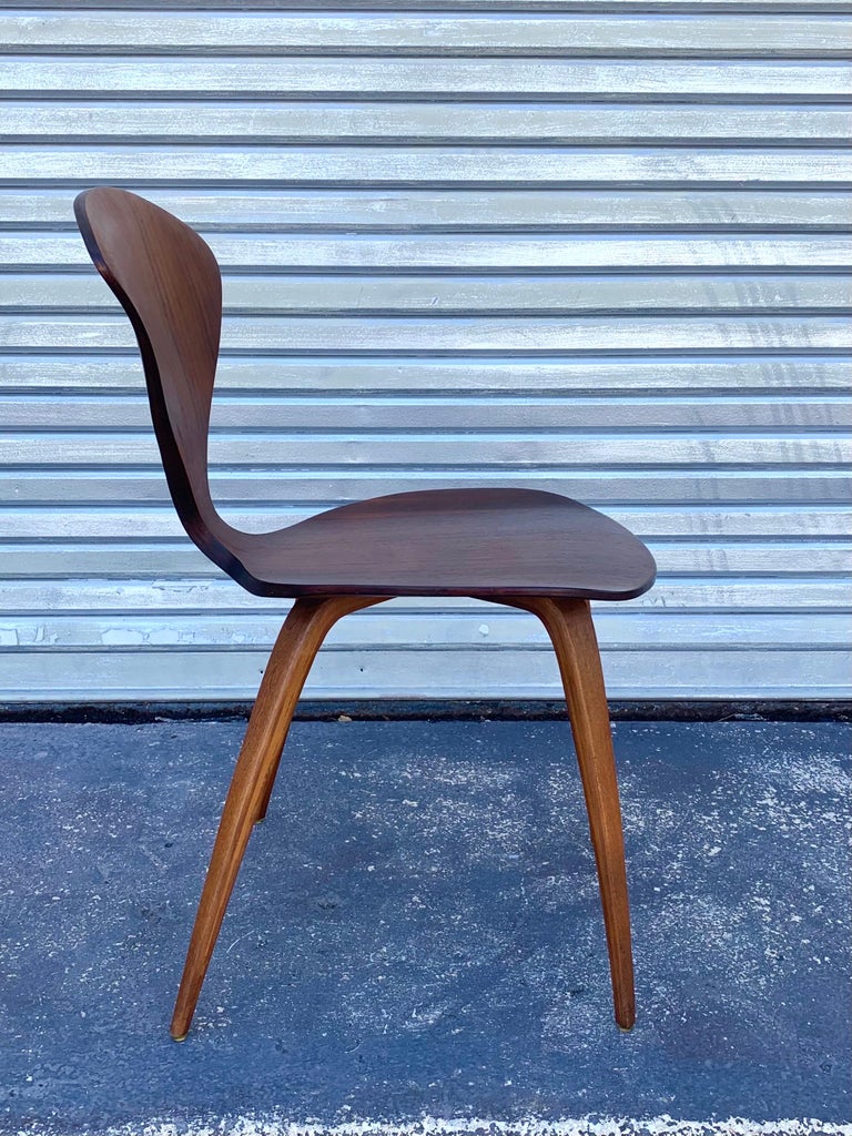 Mid-Century Modern Side Chair by Norman Cherner for Plycraft, circa 1950s In Good Condition In DELRAY BEACH, FL