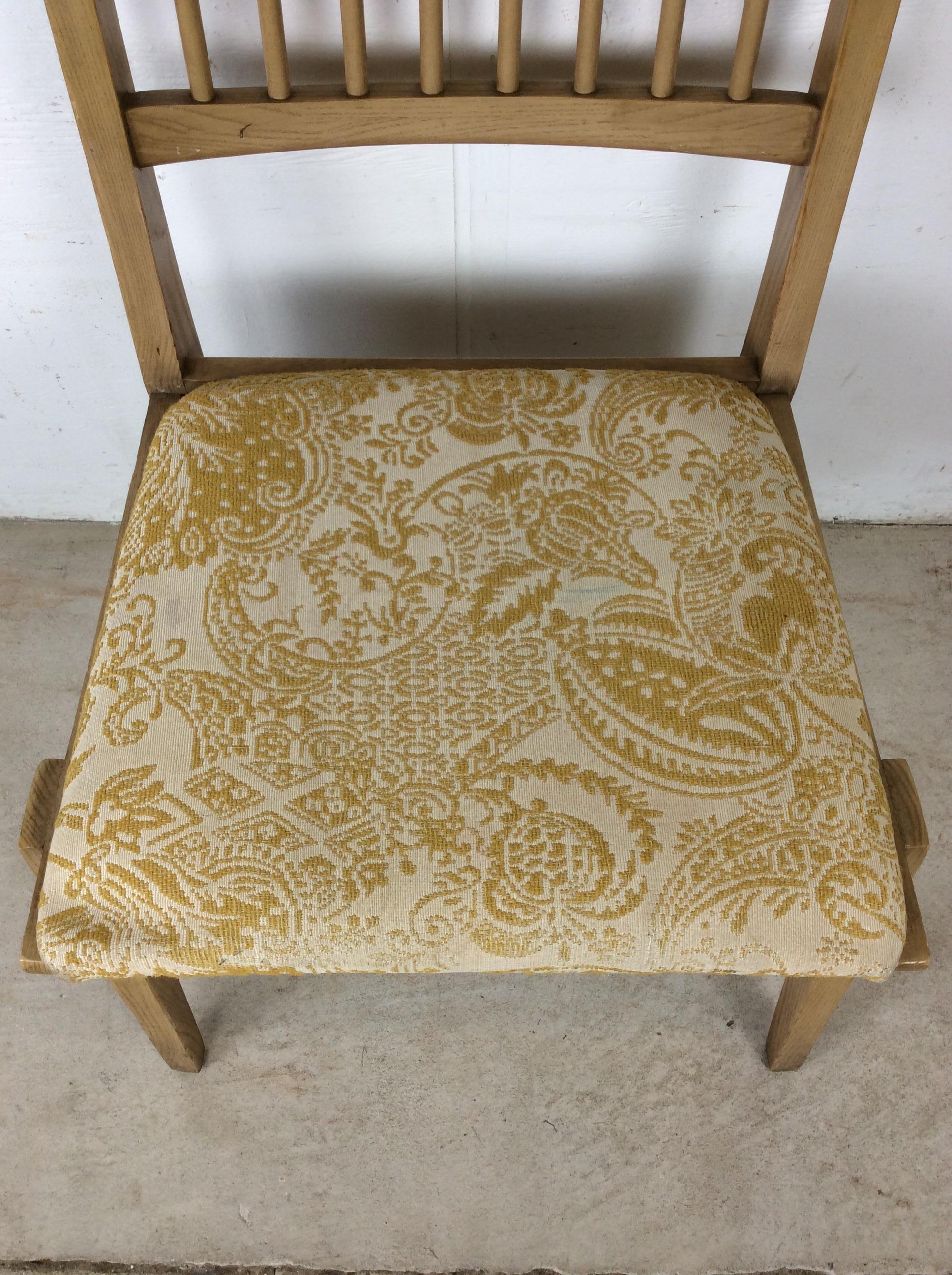 Mid Century Modern Side Chair with Limed Oak Finish (amerikanisch) im Angebot