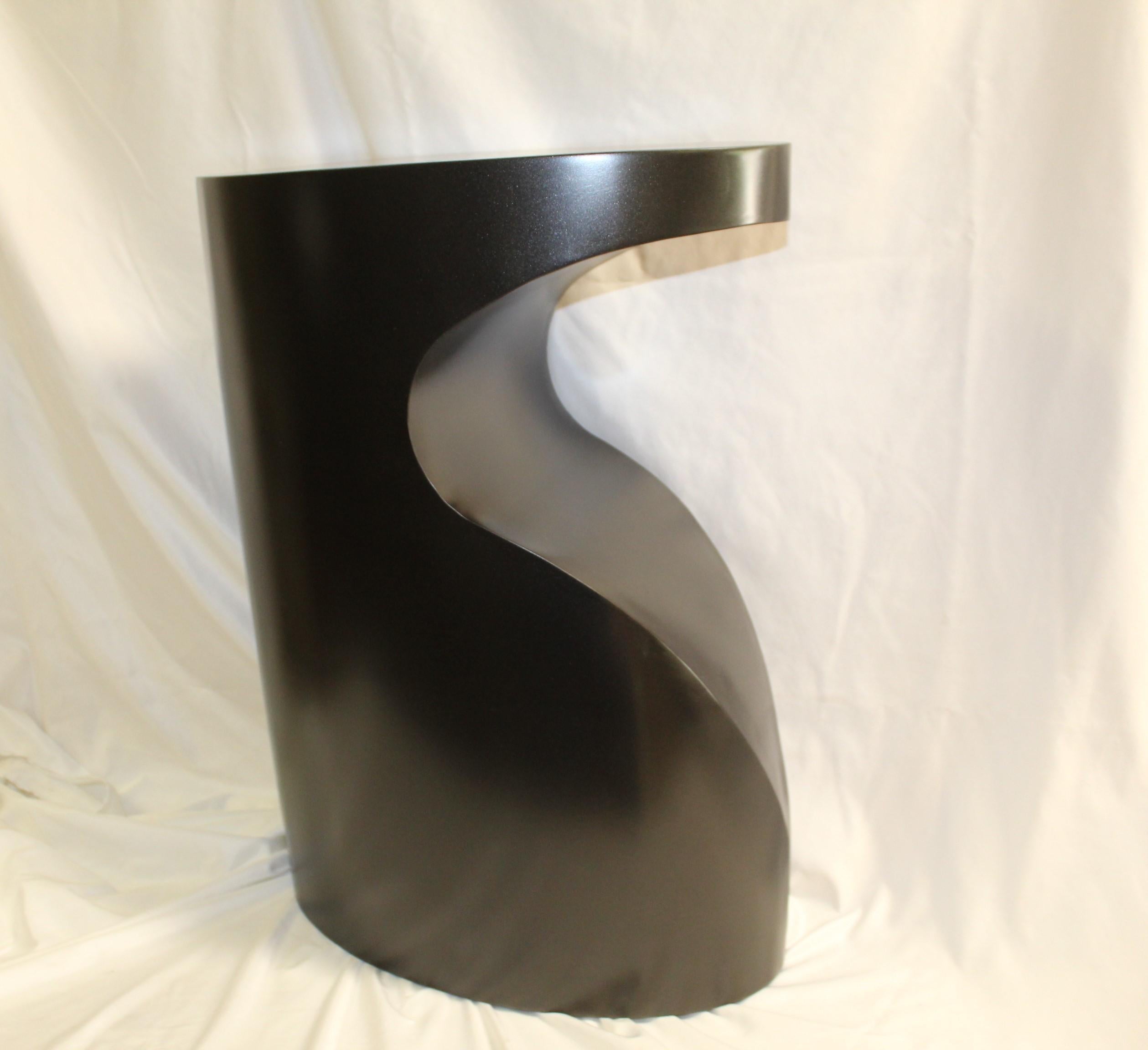 Table d'appoint The Moderns  CUSTOM MADE tout en acier Bon état - En vente à Los Angeles, CA