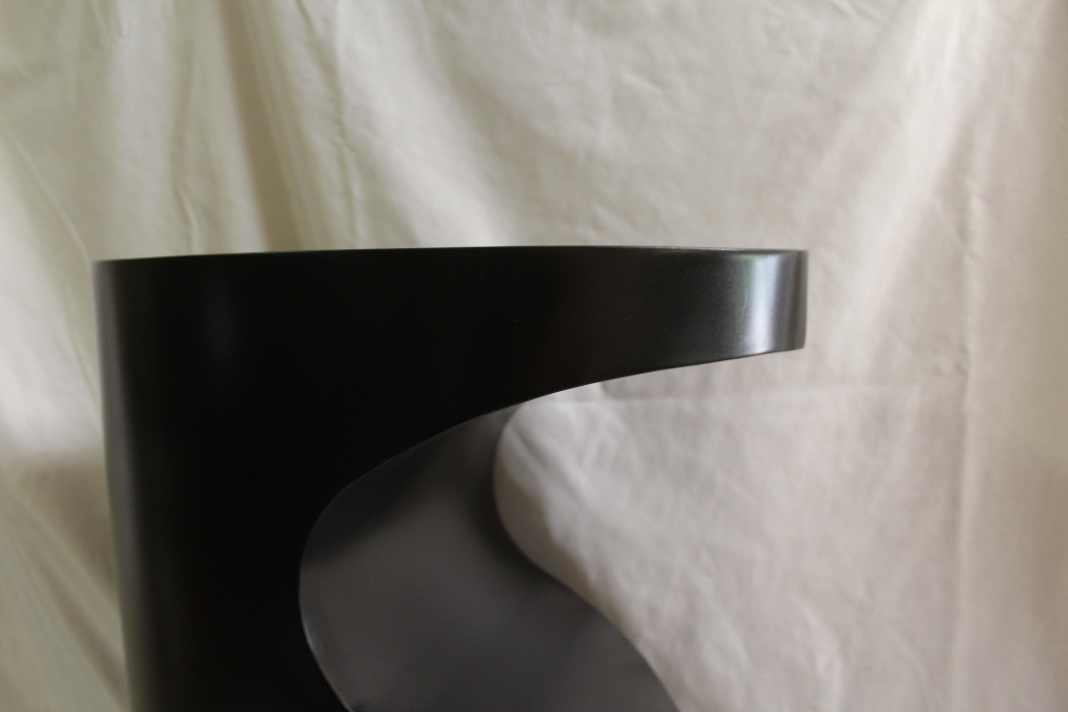 Table d'appoint The Moderns  CUSTOM MADE tout en acier en vente 1