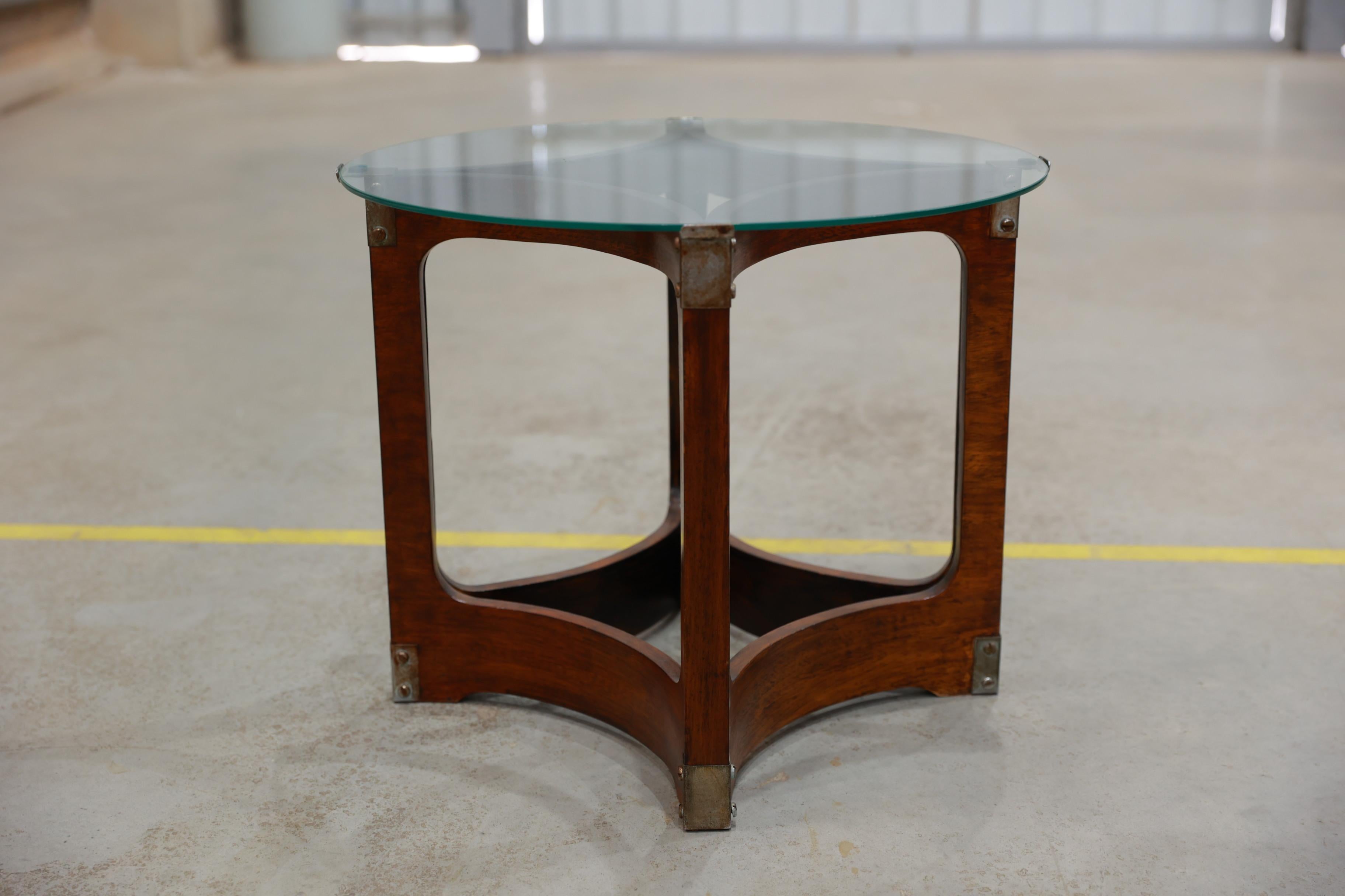 Brazilian Mid-Century Modern Side Table in Bentwood & Glass by Novo Rumo, 1960s, Brazil For Sale