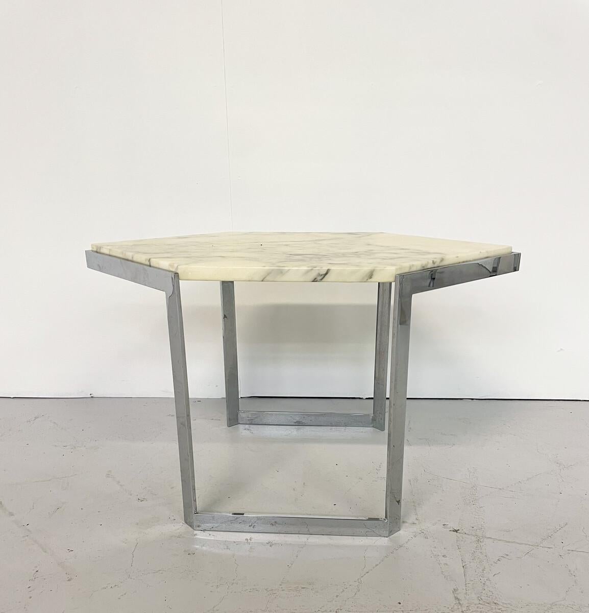 Mid-Century Modern Side Tables For Sale 1