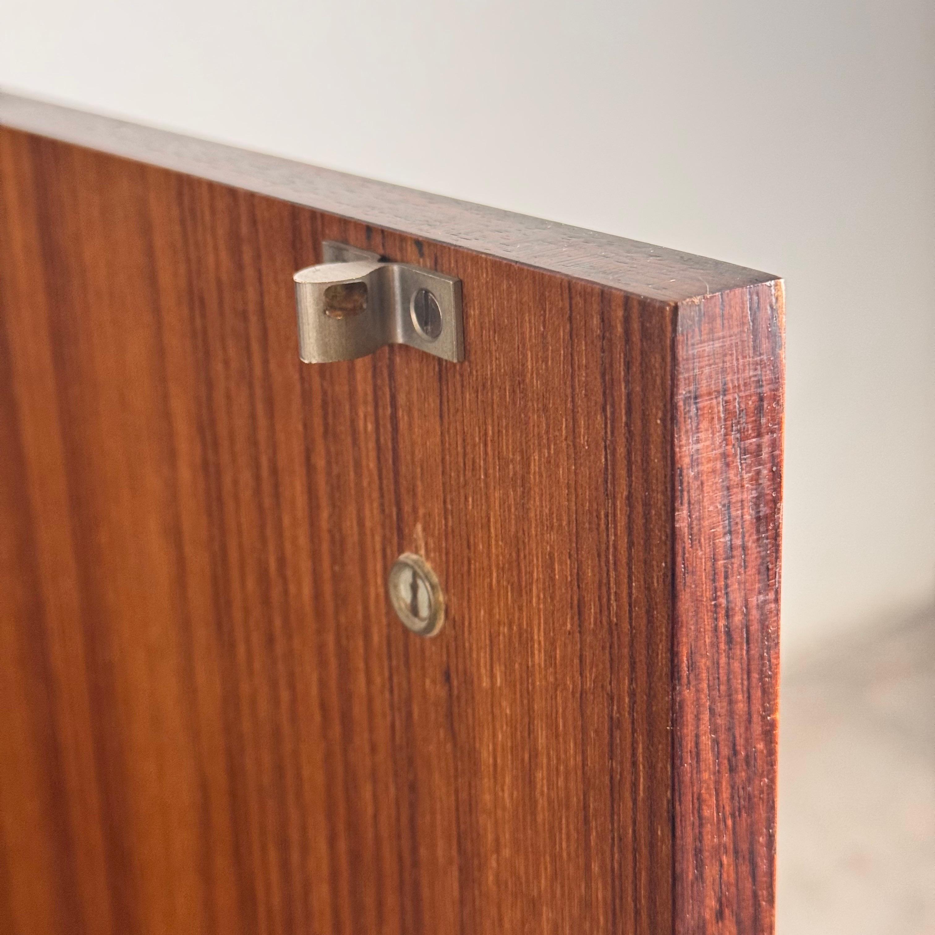Enfilade moderne du milieu du siècle dernier de George Coslin pour 3V Arredamenti, Italie, années 1960 en vente 4