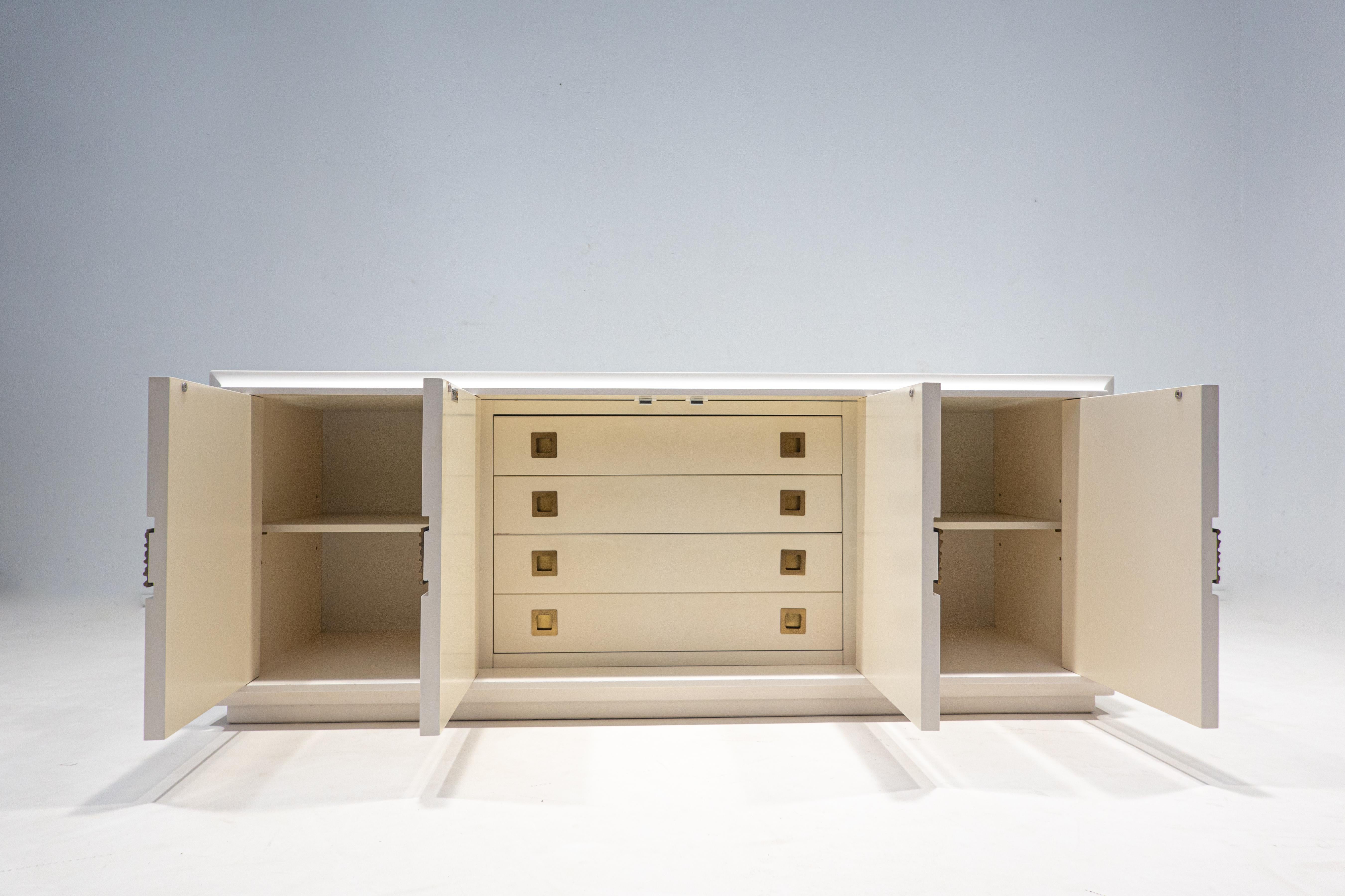 Mid-Century Modern Sideboard by Luciano Frigerio for Desio, Italy, 1970s For Sale 2