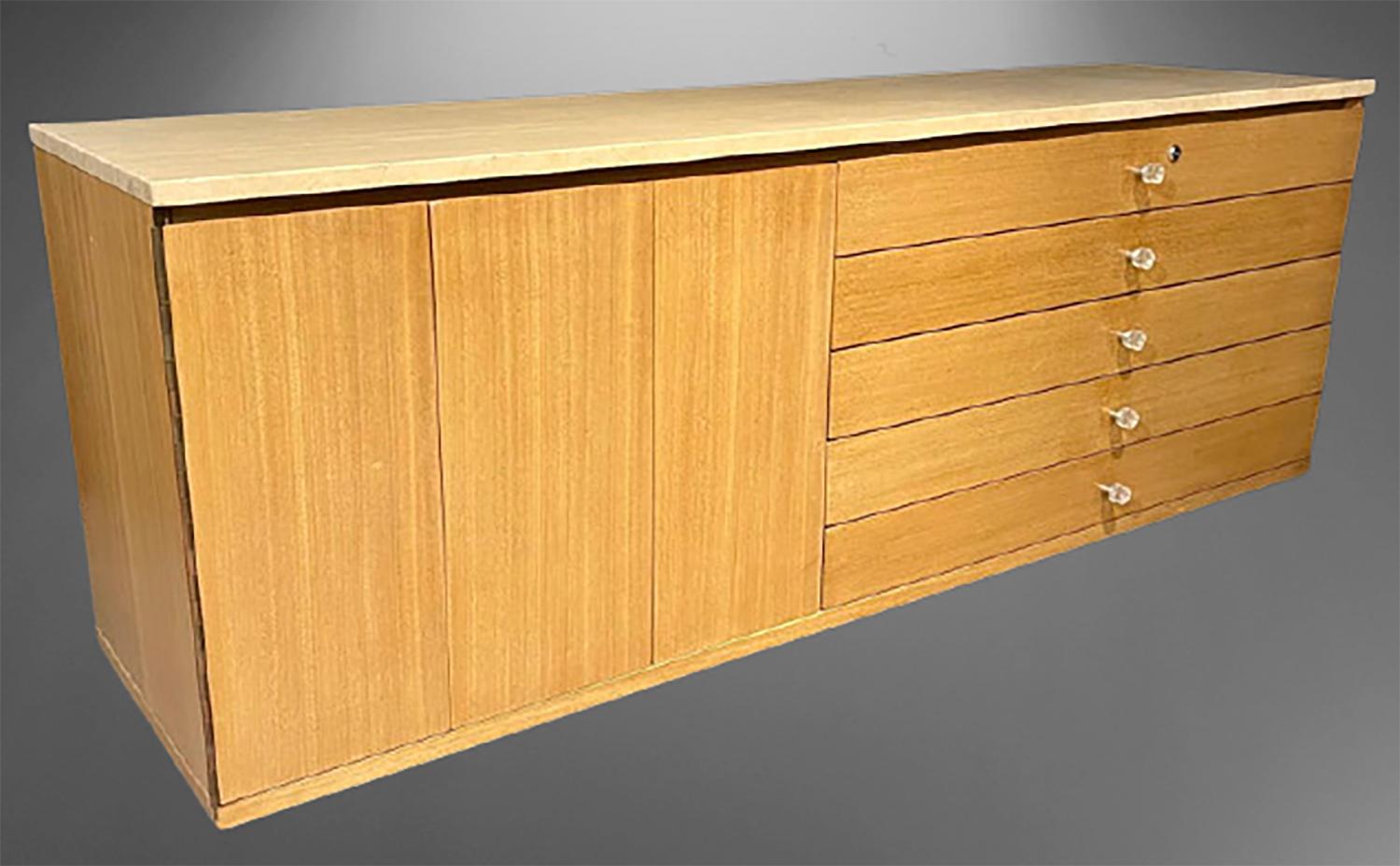Mid-Century Modern Sideboard by Paul McCobb Credenza, Irwin Collection In Good Condition In Stamford, CT