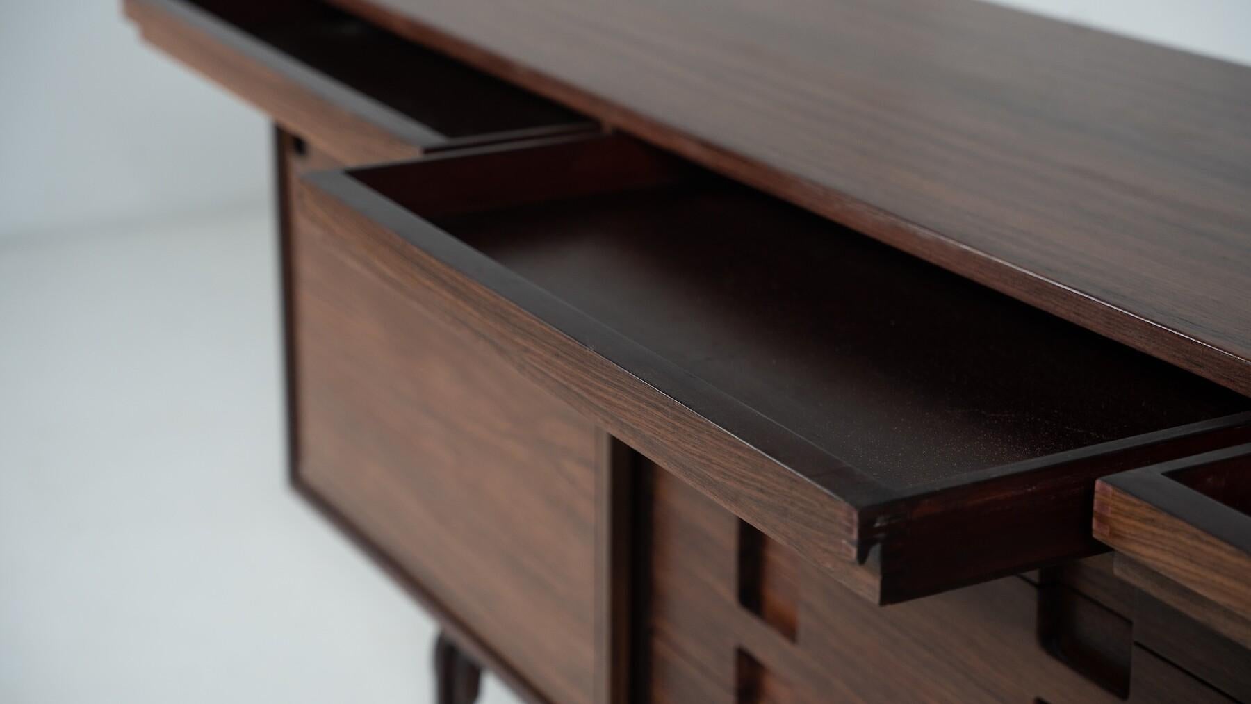 Modernes Sideboard der Jahrhundertmitte von Renato Magri für Cantieri Carugati, Italien, 1960er Jahre im Angebot 5