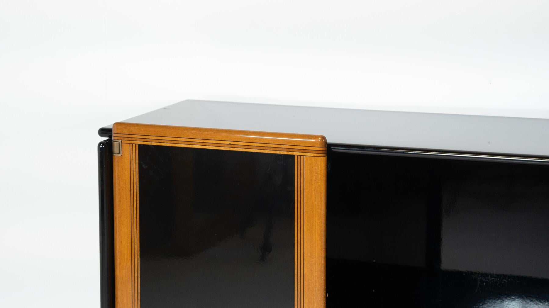 Mid-Century moderno Credenza moderna di metà secolo di Tobia Scarpa, anni '70 in vendita