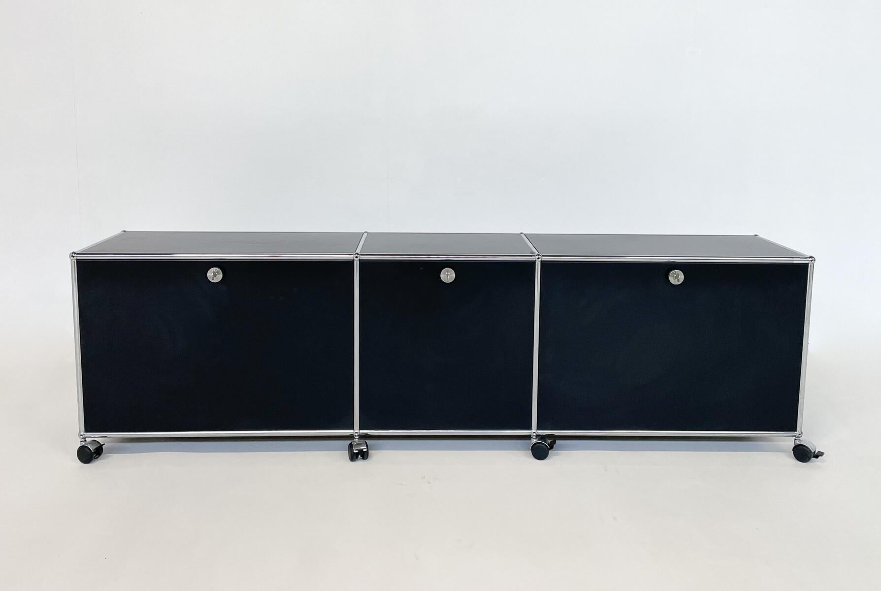 Mid-Century Modern Sideboard by Usm Haller, Swiss, 1960s 2