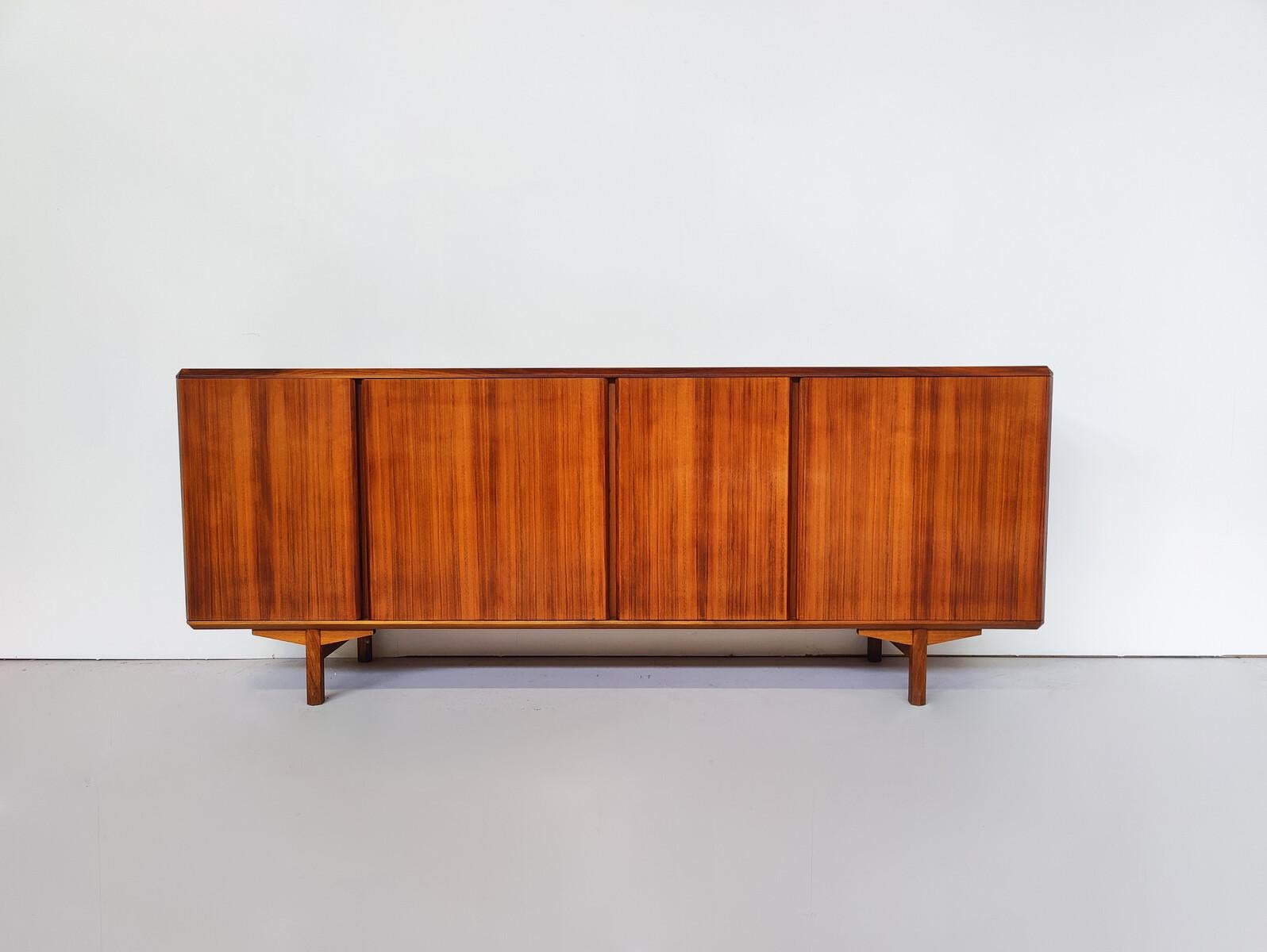 Mid-Century Modern Sideboard by Valenti, Italy, 1970s For Sale 1