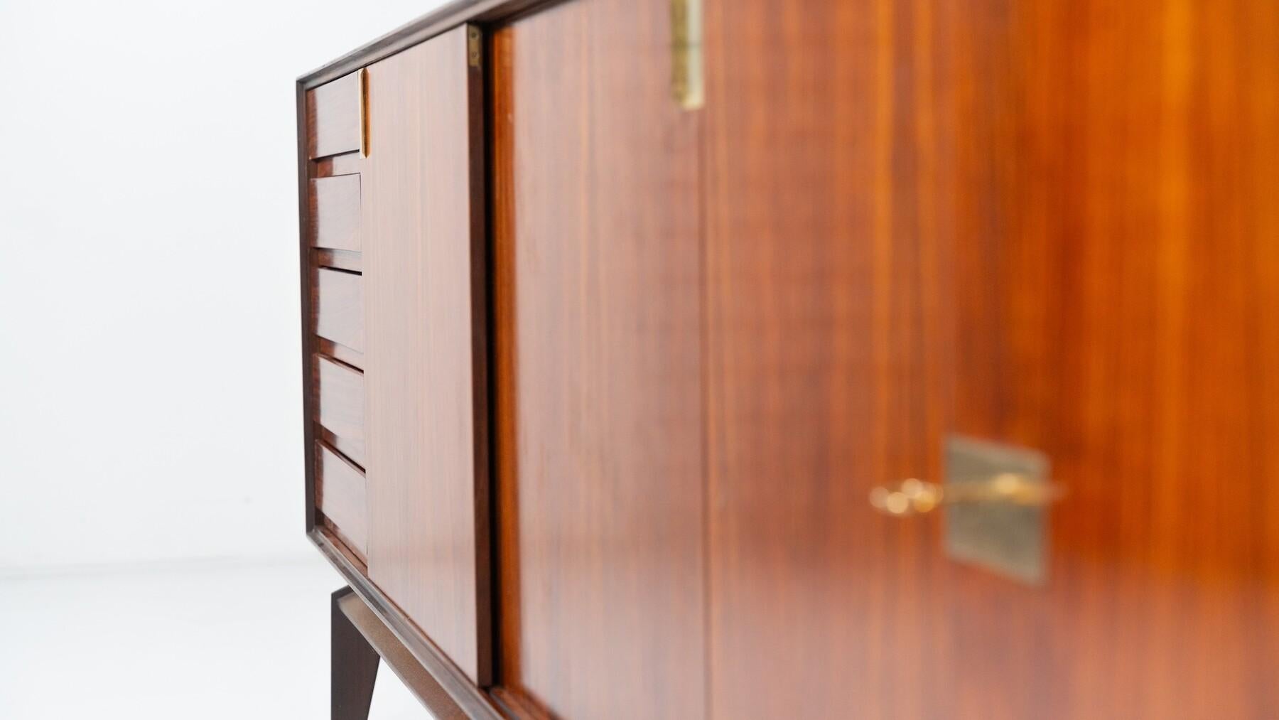 Credenza moderna di metà secolo di Vittorio Dassi, Italia, anni '50 in vendita 6