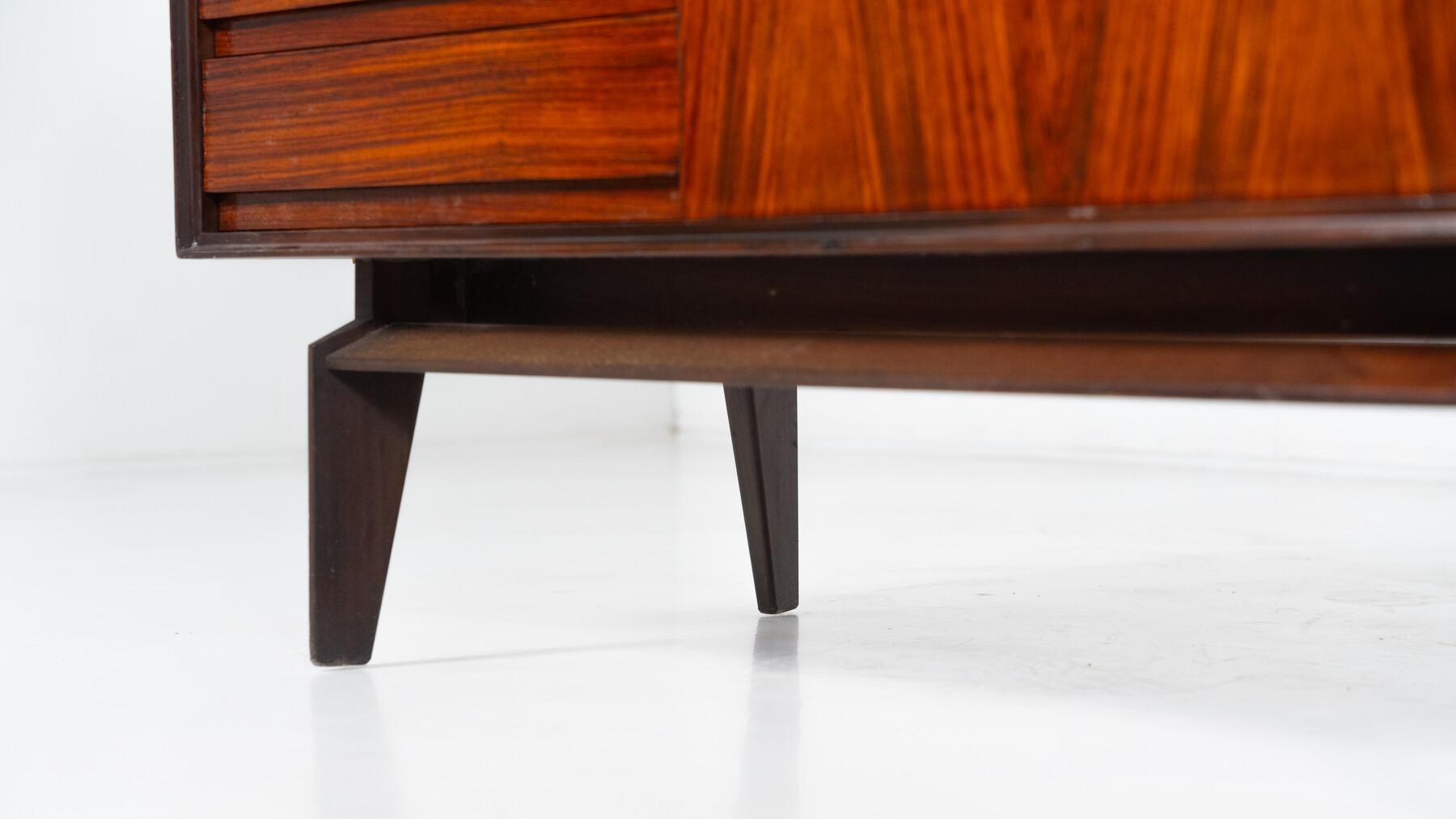 Credenza moderna di metà secolo di Vittorio Dassi, Italia, anni '50 in vendita 2