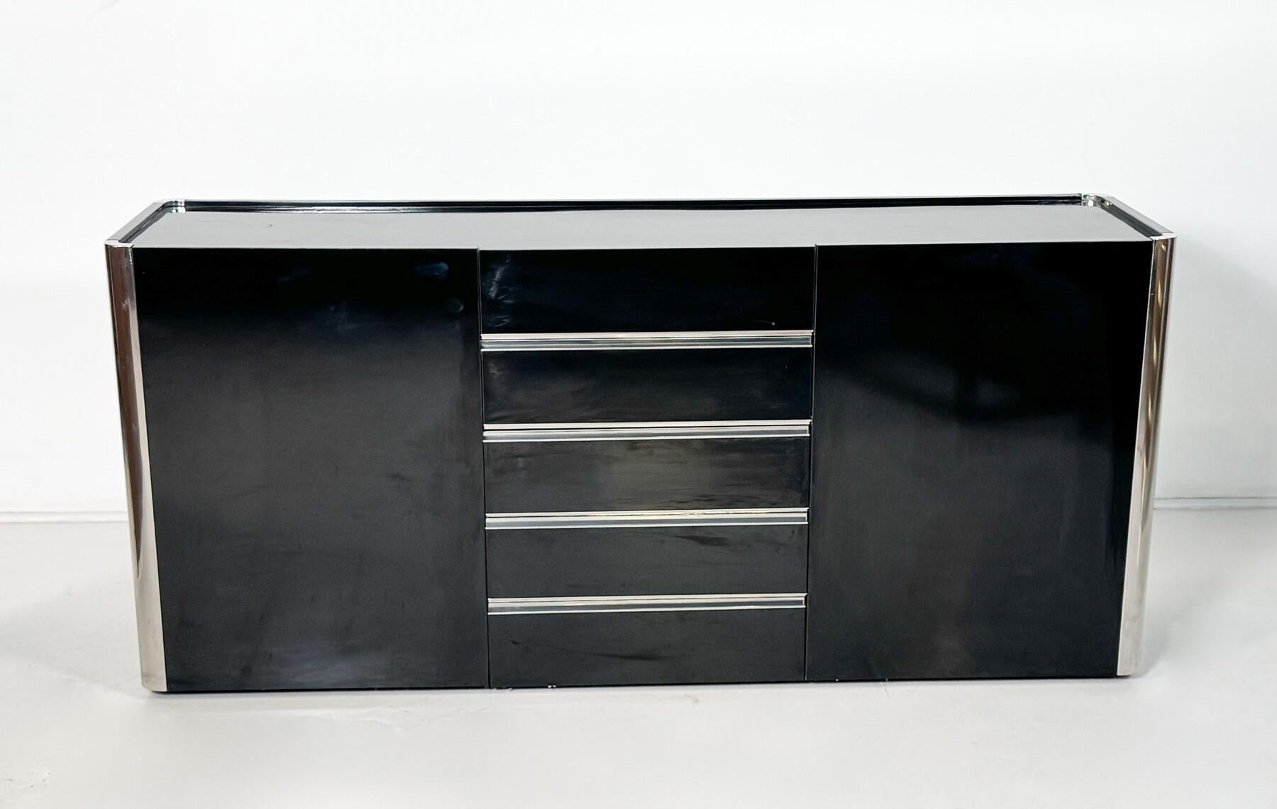 20ième siècle Enfilade moderne du milieu du siècle dernier de Willy Rizzo pour Mario Sabot, 1970 en vente