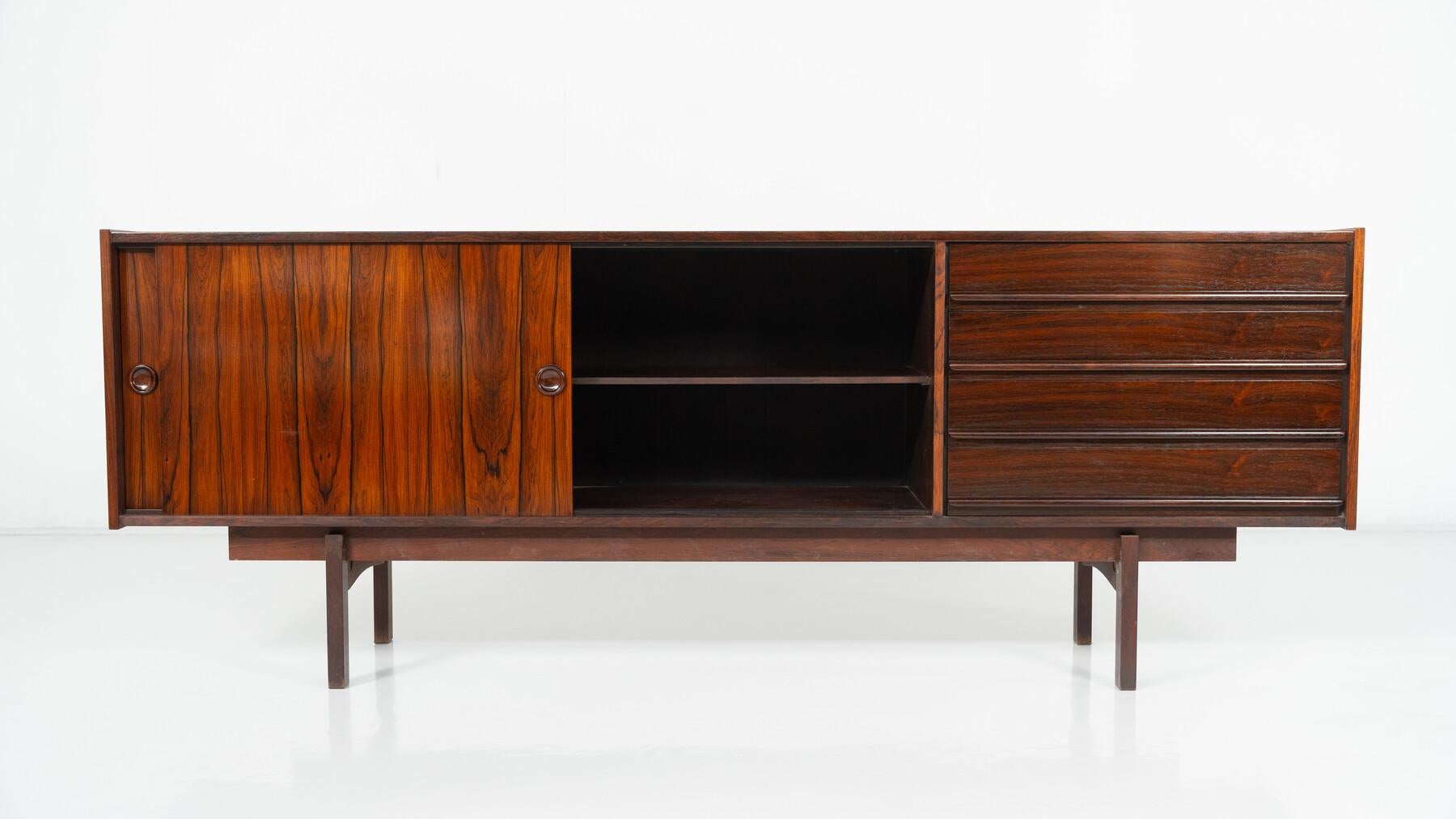 Credenza moderna di metà secolo in vendita 5