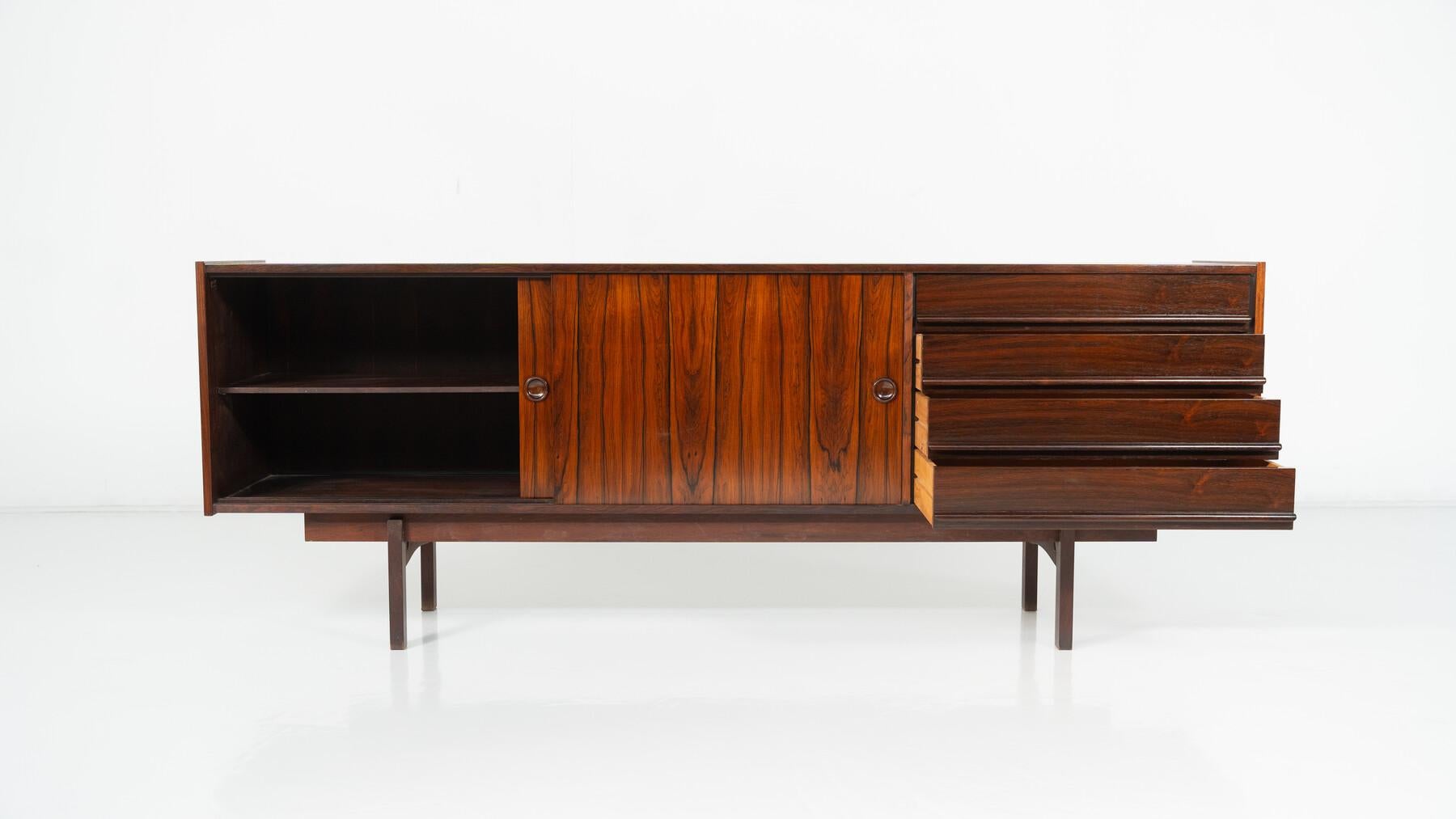 Mid-Century moderno Credenza moderna di metà secolo in vendita