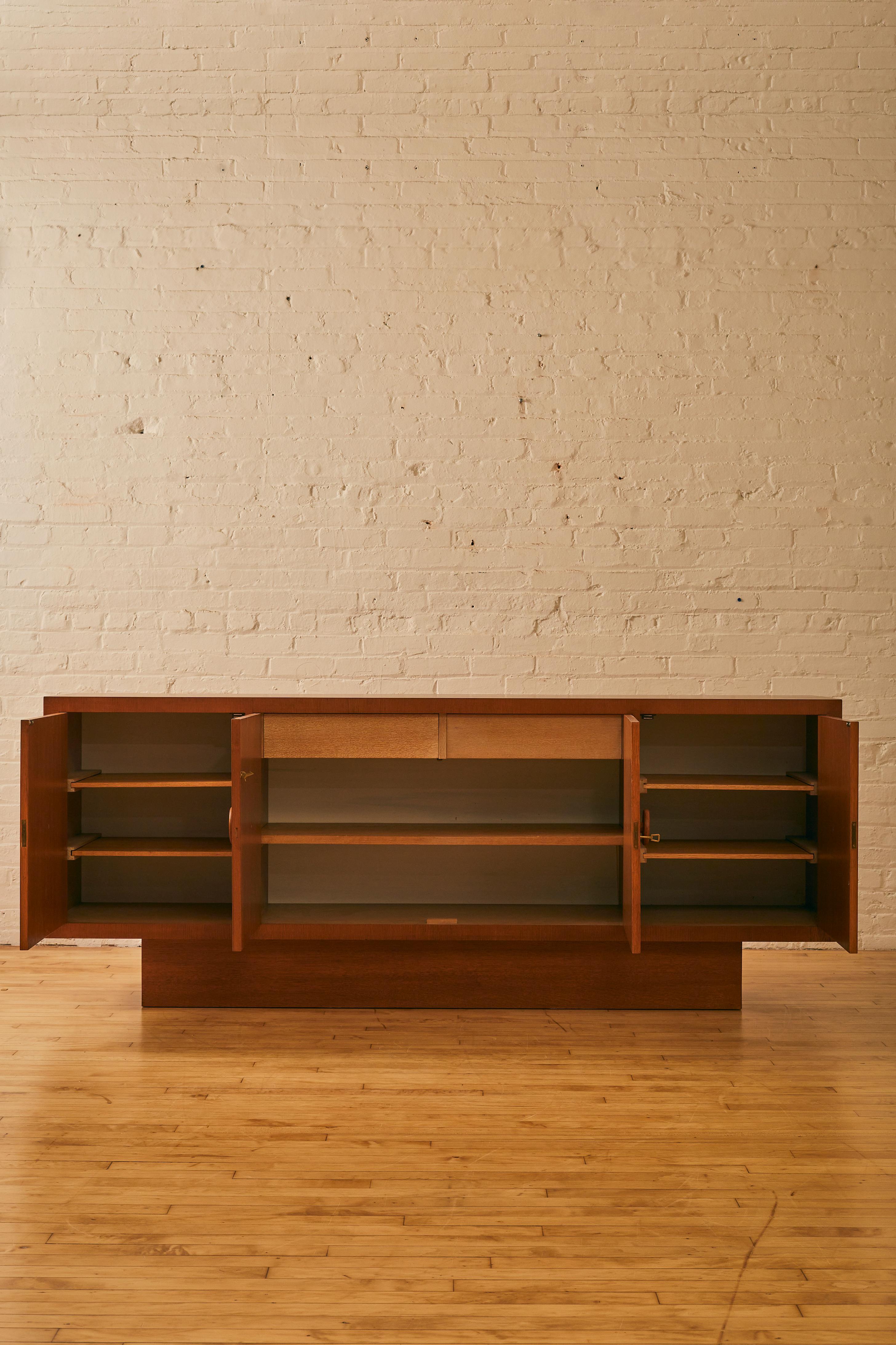 Unknown Mid-Century Modern Sideboard For Sale
