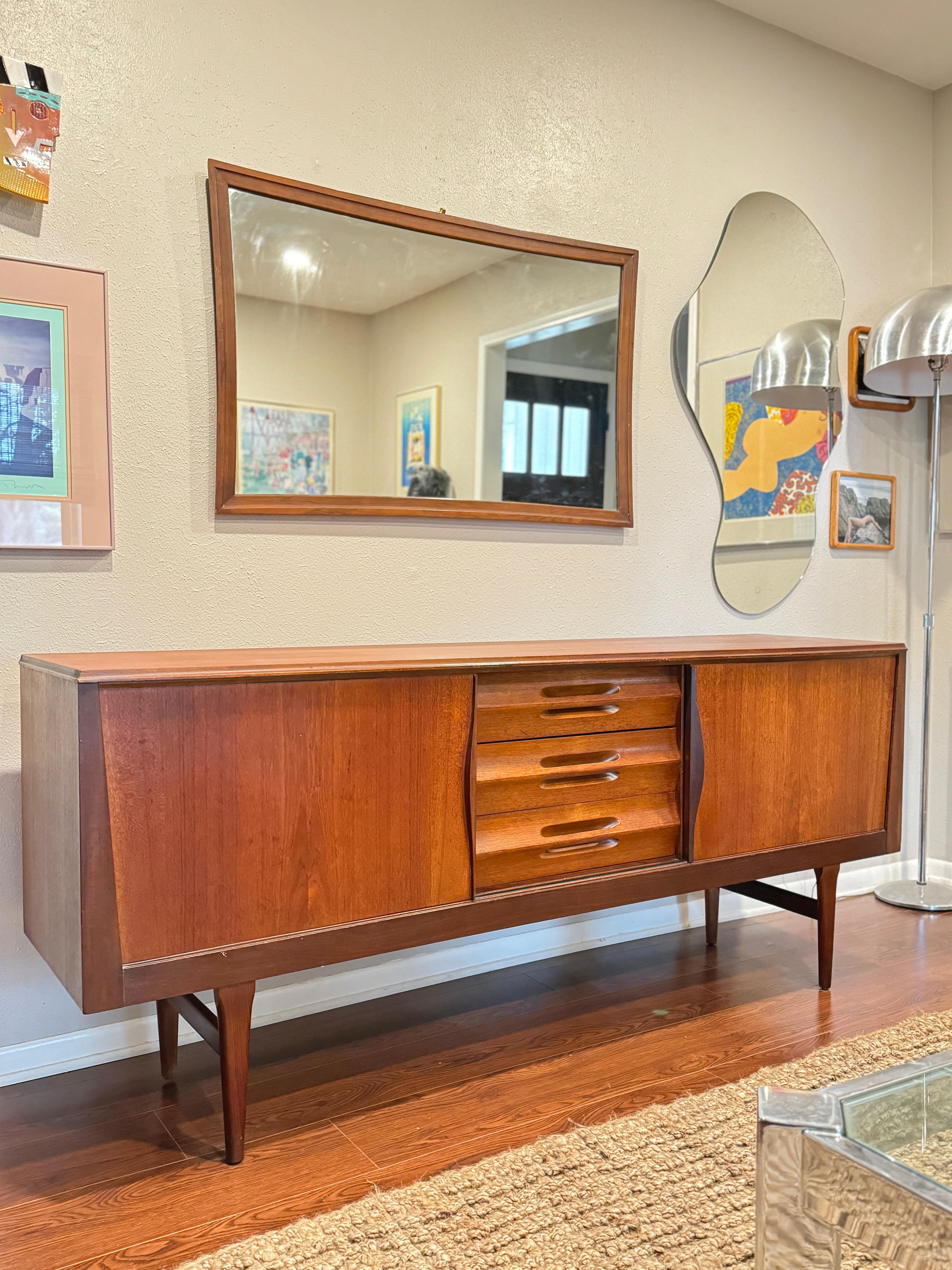 Mid century modern sideboard made of teak, circa 1960’s For Sale 5