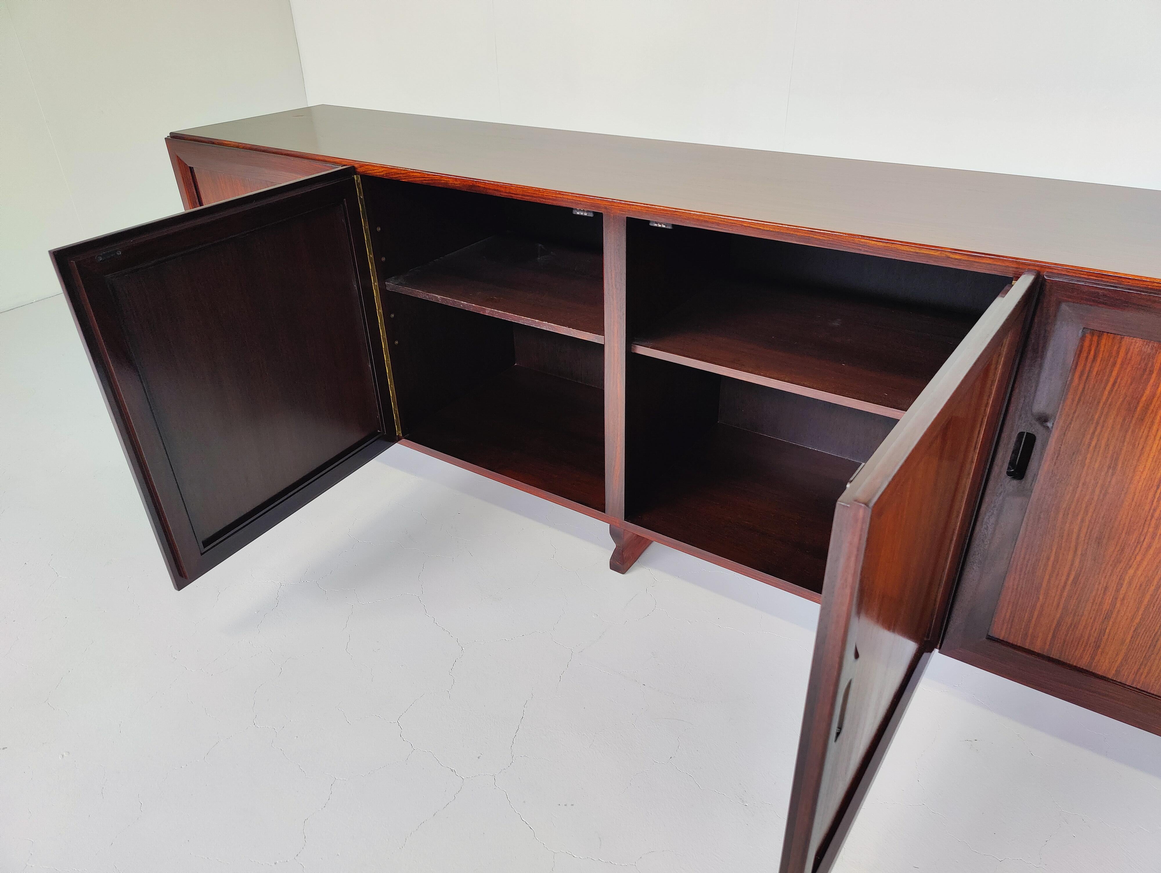 Modernes Sideboard MB15 aus der Mitte des Jahrhunderts von Fanco Albini für Poggi, Italien, 1950er Jahre im Angebot 10