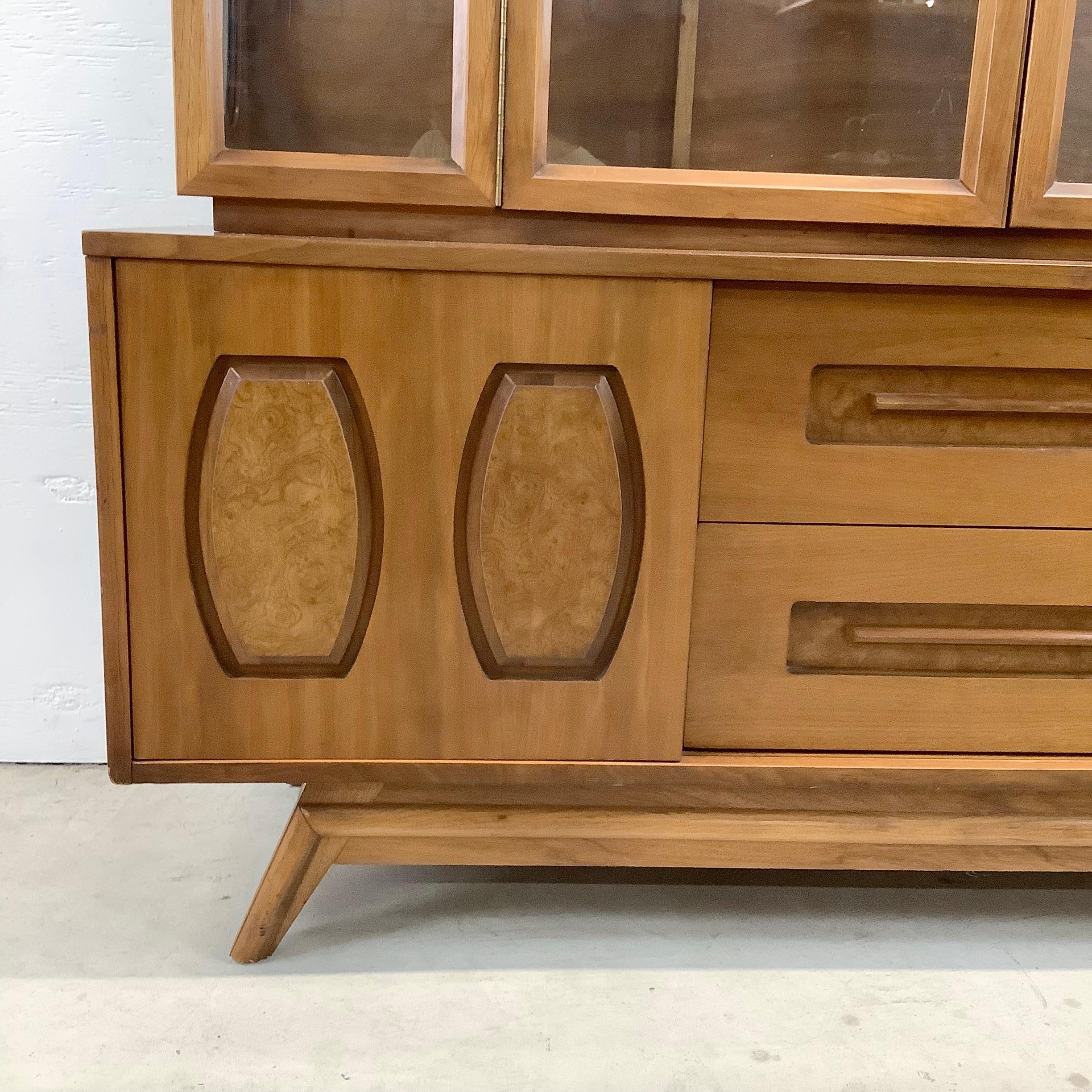 Lacquered Mid-Century Modern Sideboard with China Cabinet Display