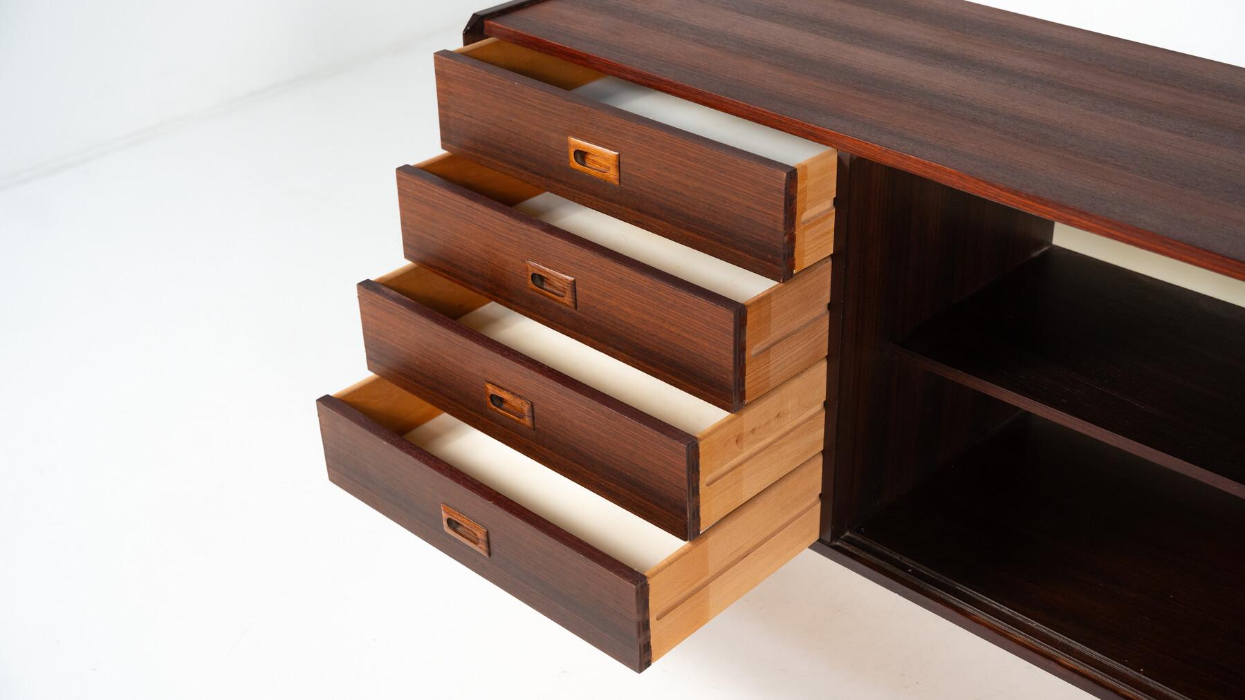 Buffet moderne du milieu du siècle, bois et osier, Italie en vente 7