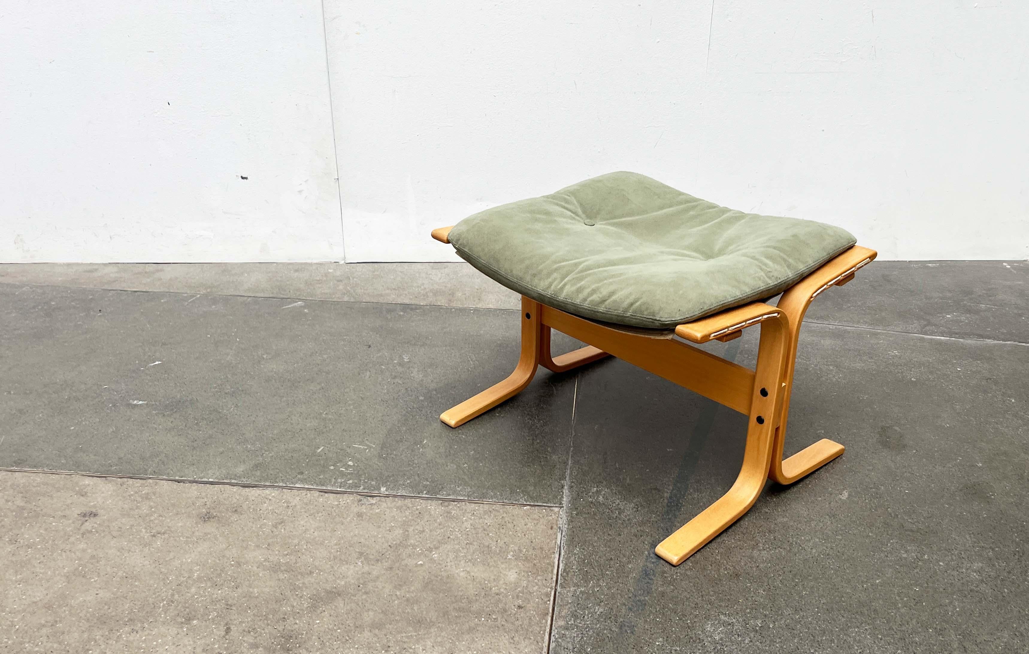 Sgabello Siesta moderno di metà secolo Greene & Greene in pelle nubuk Ingmar Relling Westnofa in vendita 2