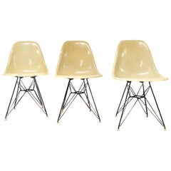 Mid-Century Modern Signed Charles Eames for Herman Miller Eiffel Shell Chair
