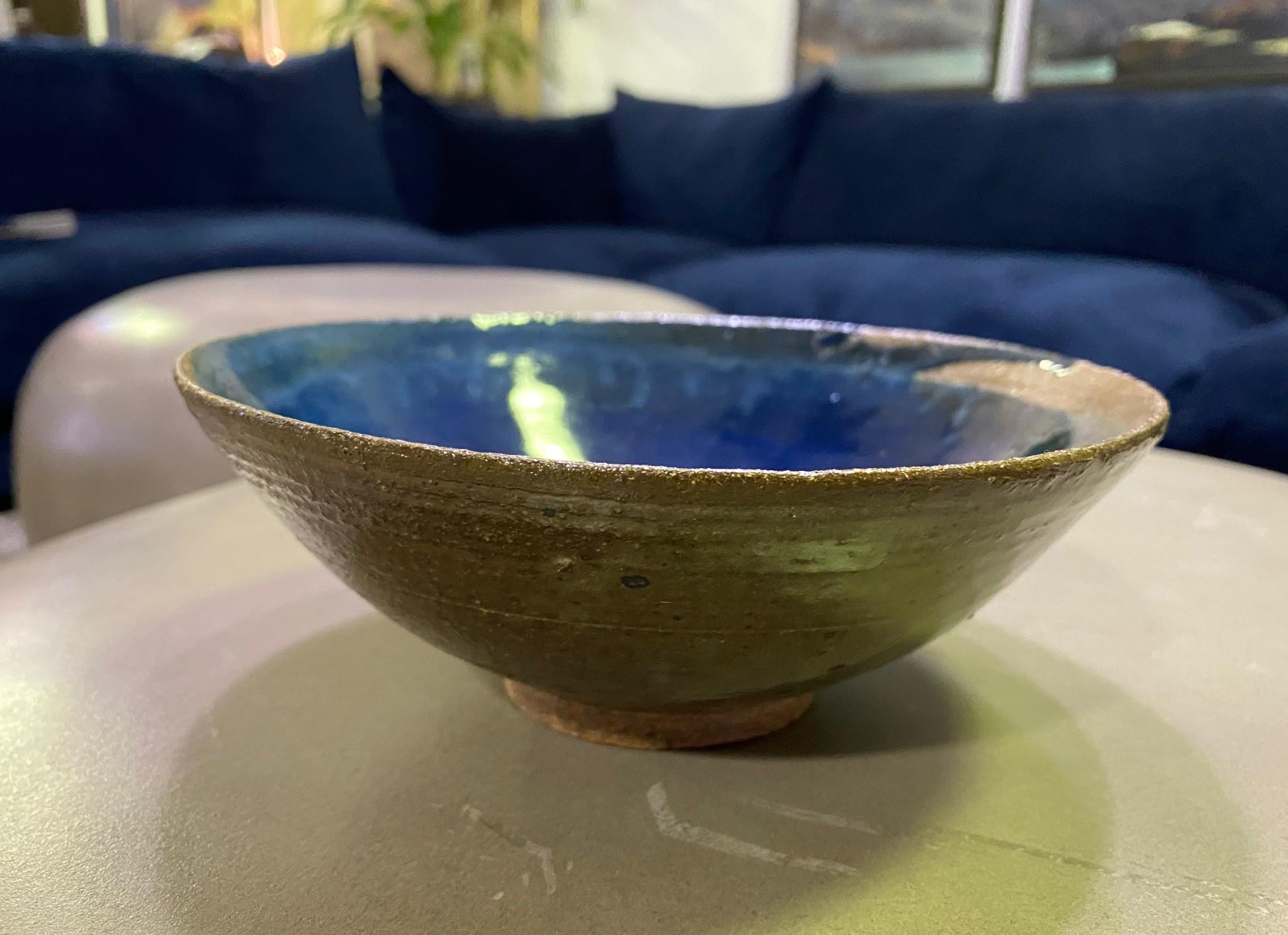 American Mid-Century Modern Signed Deep Blue Glazed Pottery Ceramic Bowl