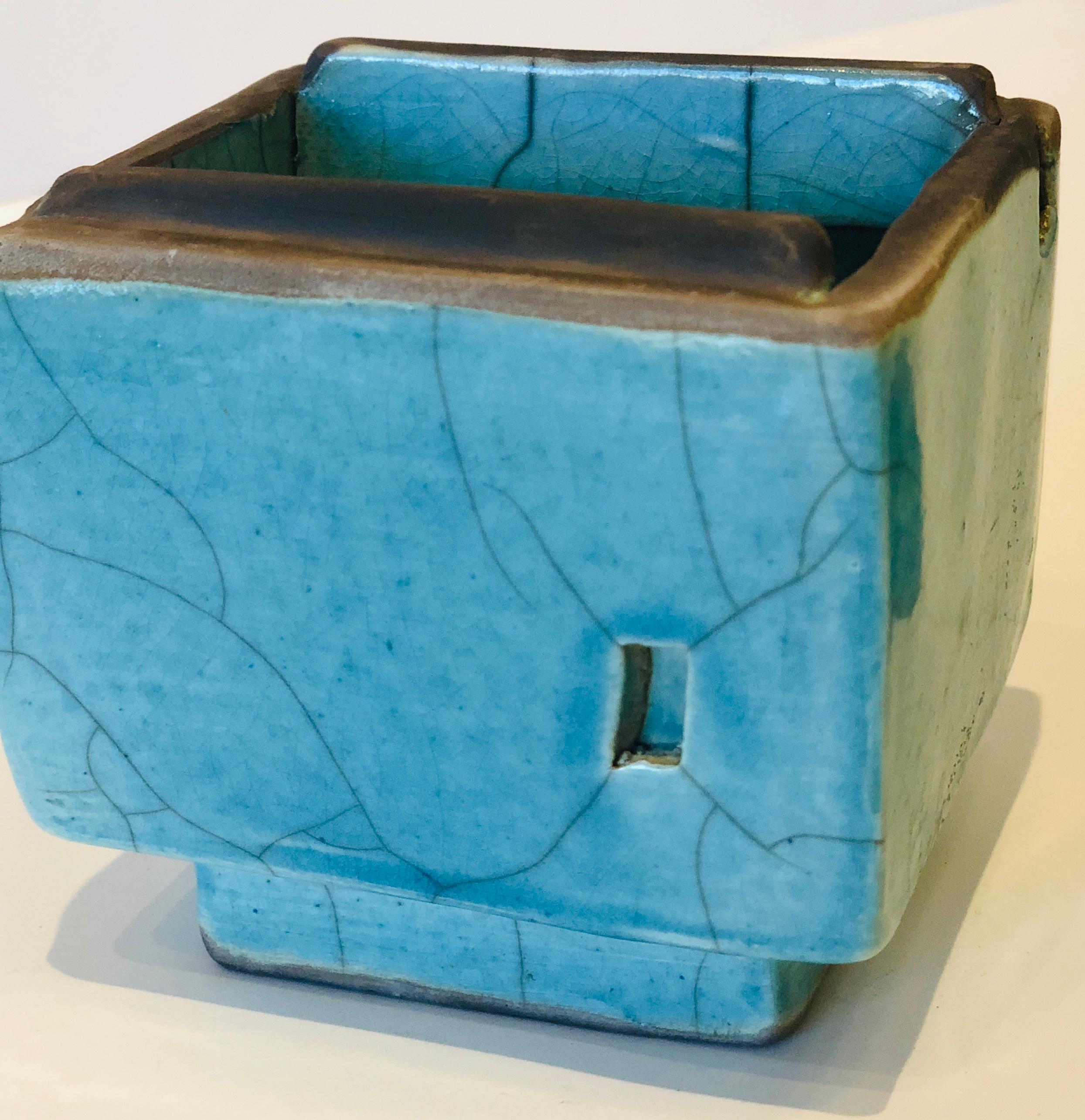 Mid-Century Modern Signed E. Simpson Clay Pottery Trinket Decorative Box In Good Condition In Houston, TX