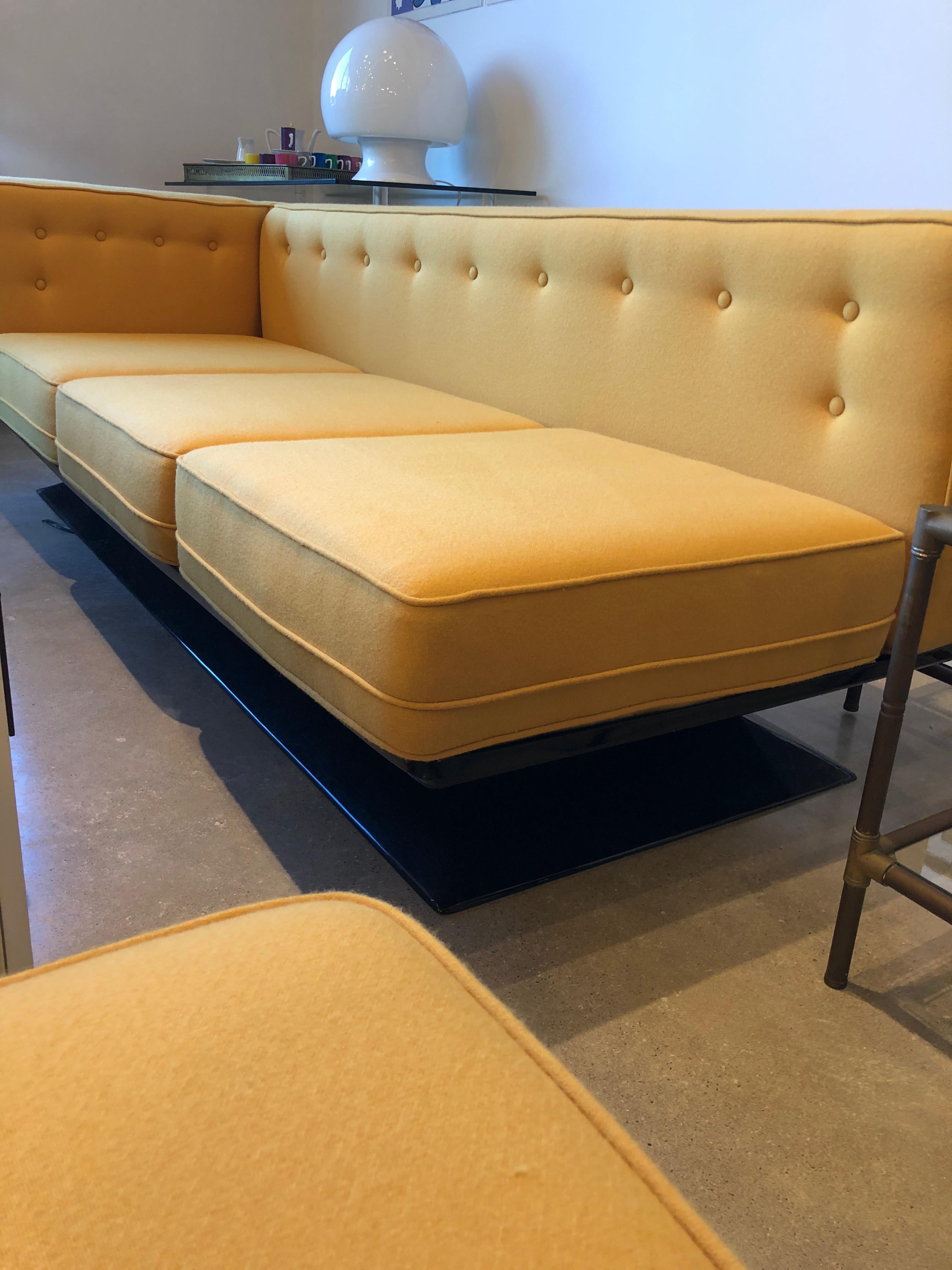 Mid-20th Century MIM Ico Parisi Knoll Yellow Wool Upholstery and Black Fiberglass Sectional Sofa For Sale