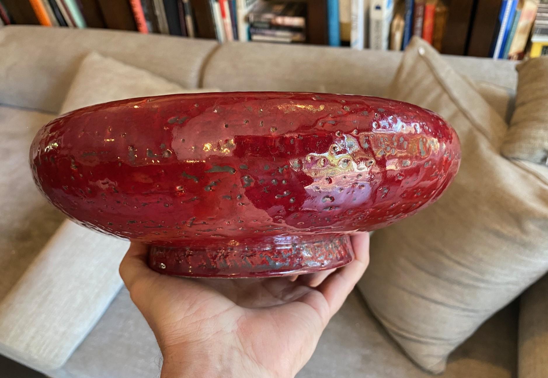 Mid-Century Modern Signed Oxblood Glazed Italian Pottery Bowl Likely Aldo Londi For Sale 9
