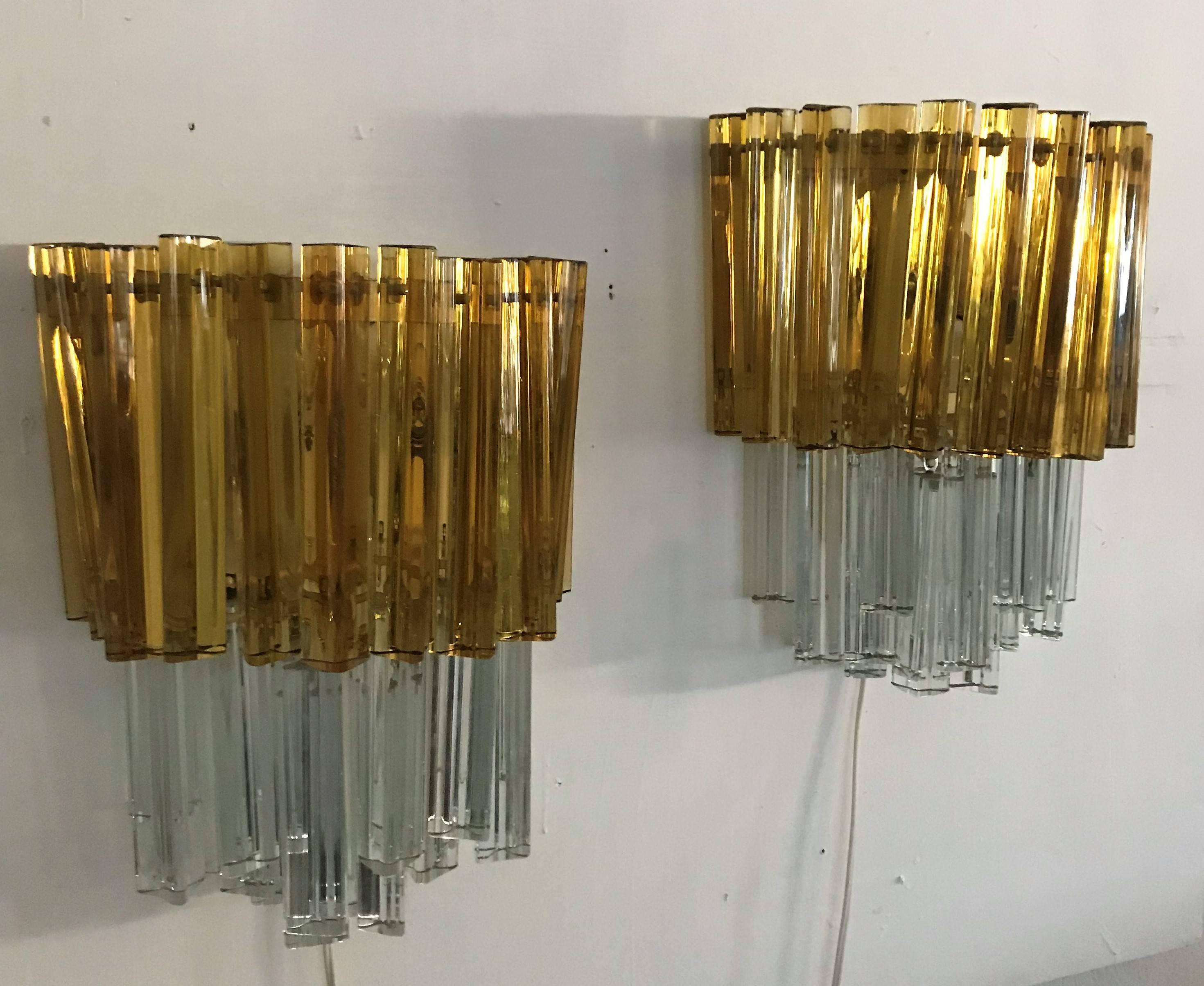 Italian Mid-Century Modern Signed Pair of Murano 'Asta Triedo' Glass Sconces by Venini