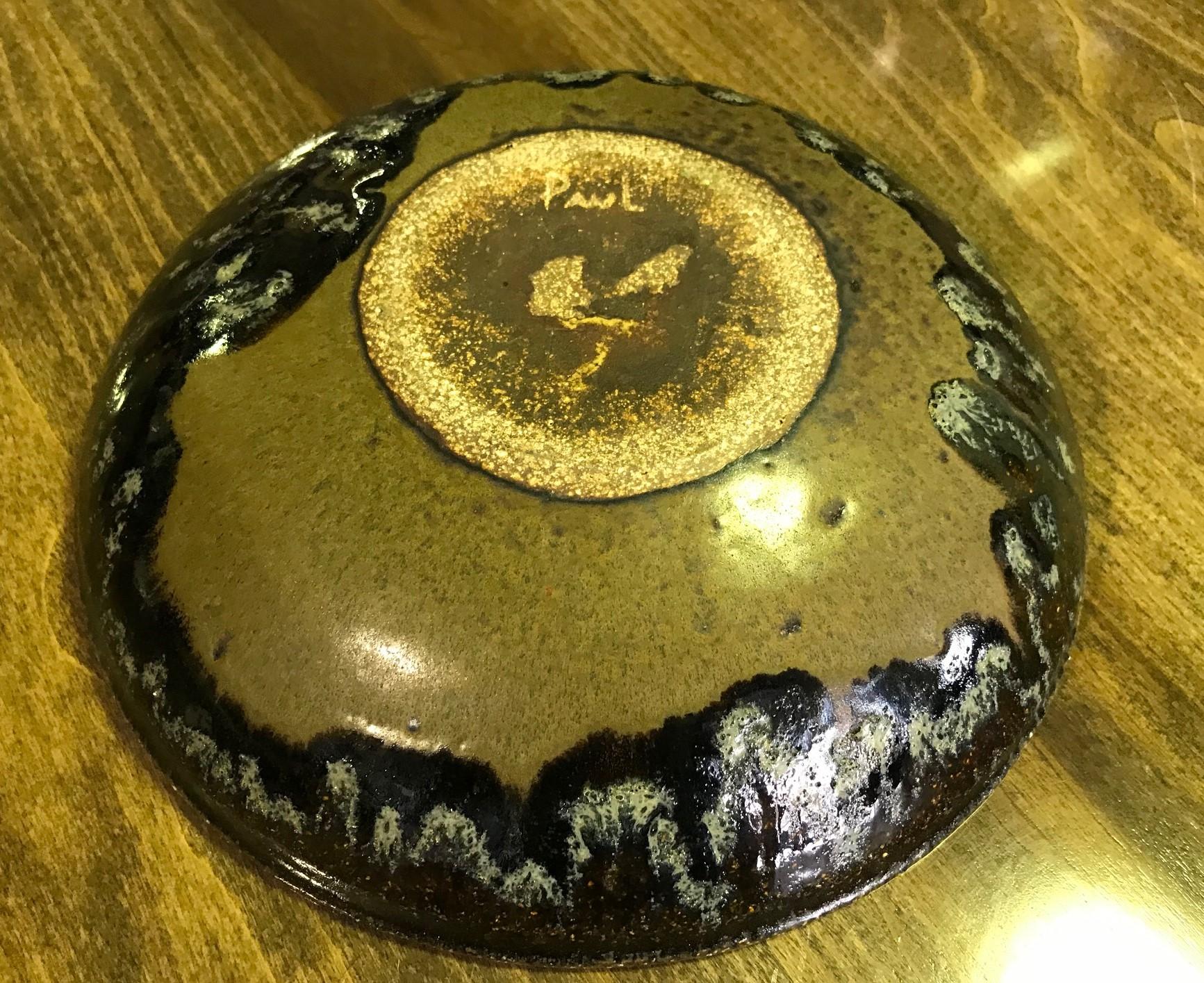 Mid-Century Modern Signed Studio Pottery Ceramic Glazed Artisan Bowl In Good Condition In Studio City, CA