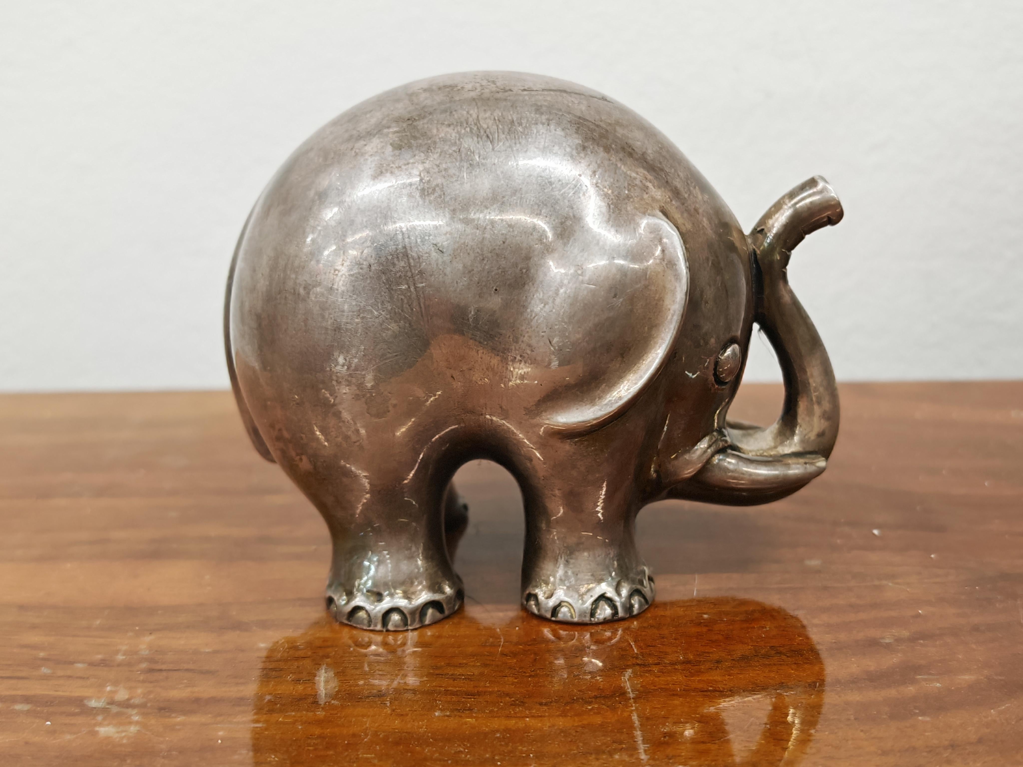 Mid-Century Modern Figurine d'éléphant en argent du milieu du siècle dernier, 970 Silver, Italie années 1960 en vente