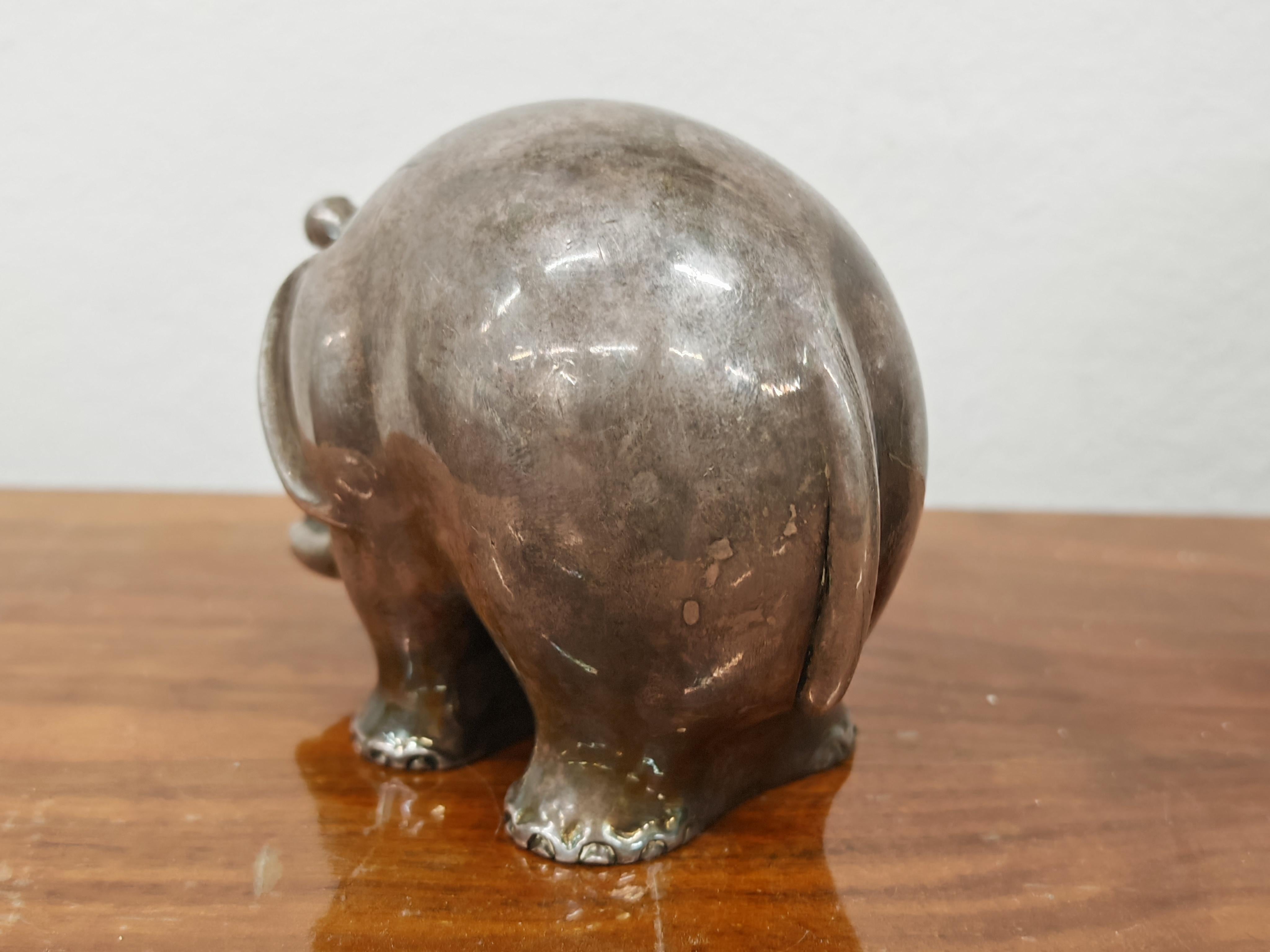 Figurine d'éléphant en argent du milieu du siècle dernier, 970 Silver, Italie années 1960 en vente 2