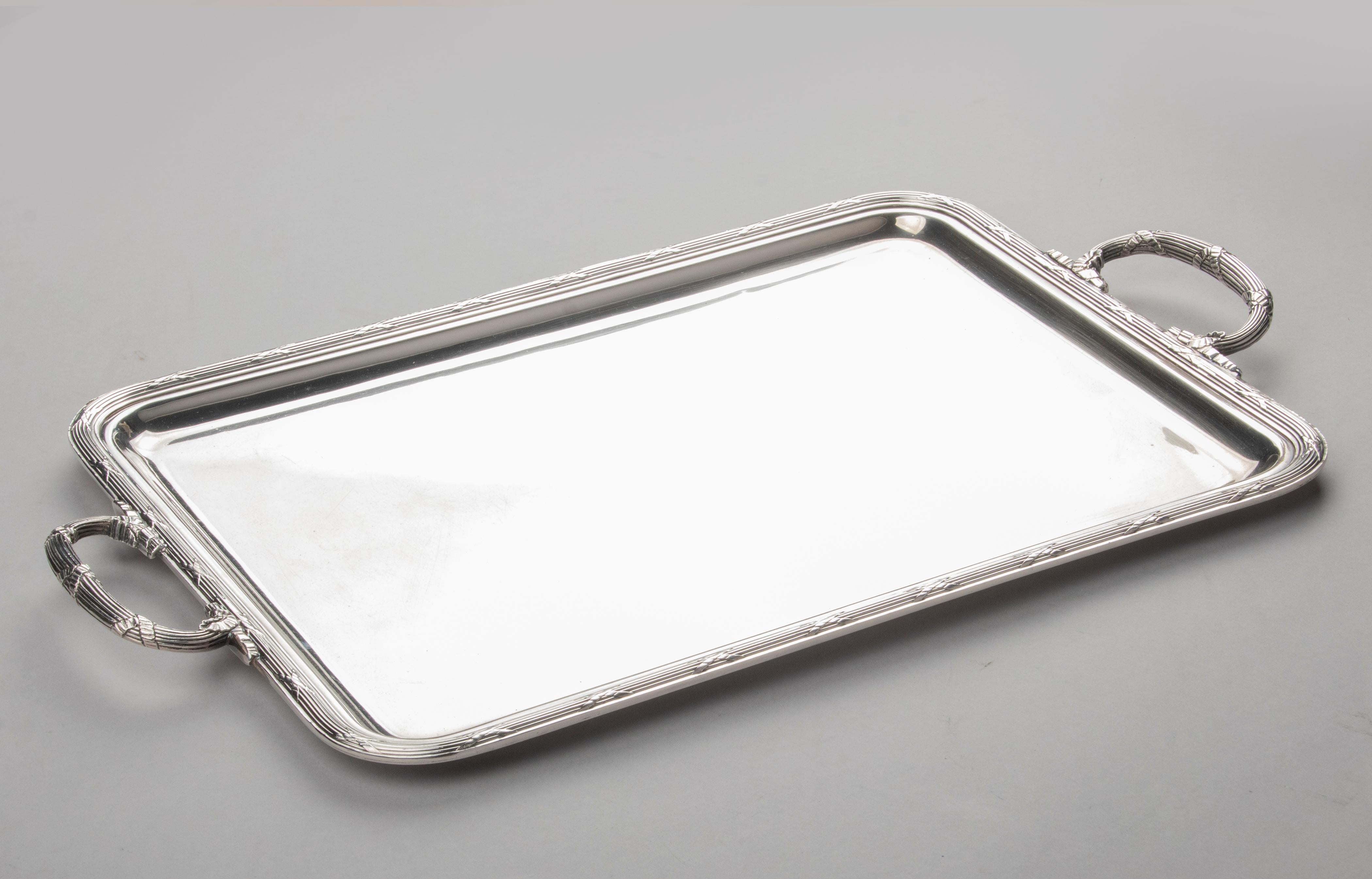 Mid-Century Modern Silver Plated Serving Tray Made by Christofle France In Good Condition In Casteren, Noord-Brabant