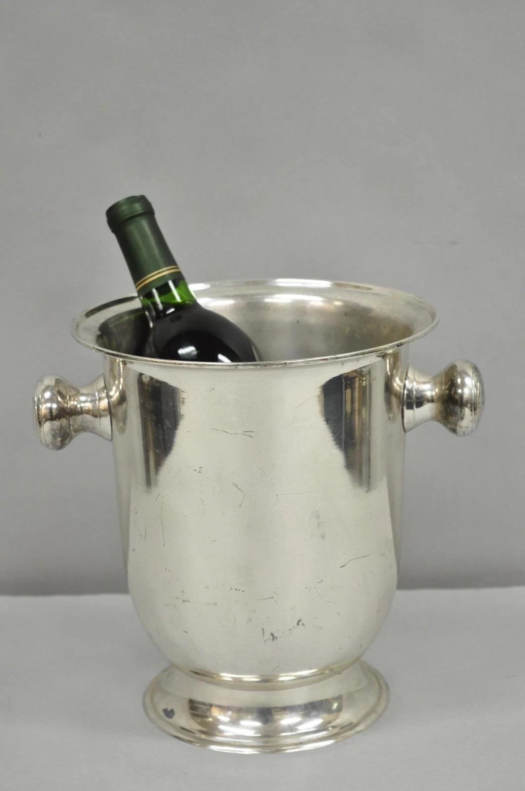 Vintage A. Silver Plated Twin Handle Urn Champagne Chiller Ice Bucket (secchiello per il ghiaccio). Circa metà del XX secolo. Misure: 9,25