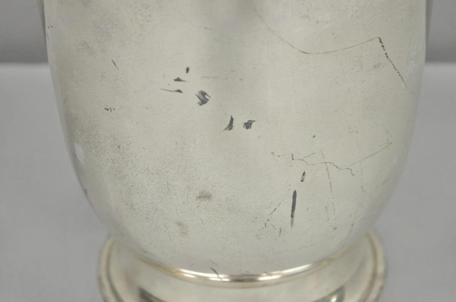 Placcato argento Secchiello per il ghiaccio a due manici placcato in argento del Mid Century Modern Champagne Chiller Urn in vendita