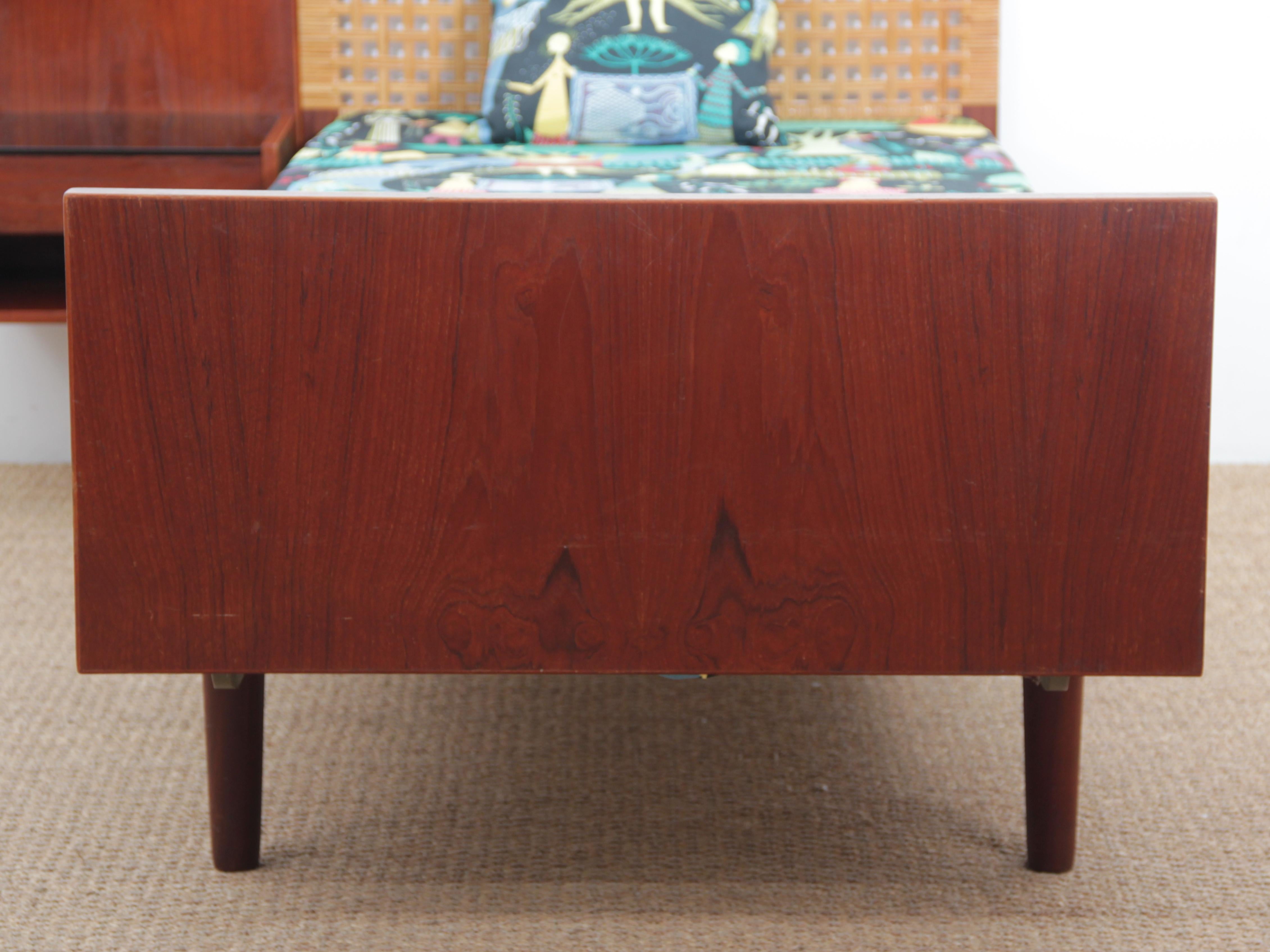 Mid-Century Modern Single Bed by Hans Wegner, with Bed Table 1