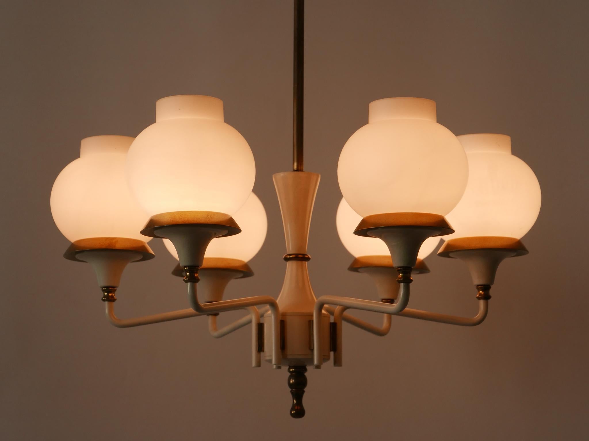 Ottone Lampada a sospensione o lampadario a sei braccia Tulipano di Kaiser del 1950, metà del secolo scorso in vendita